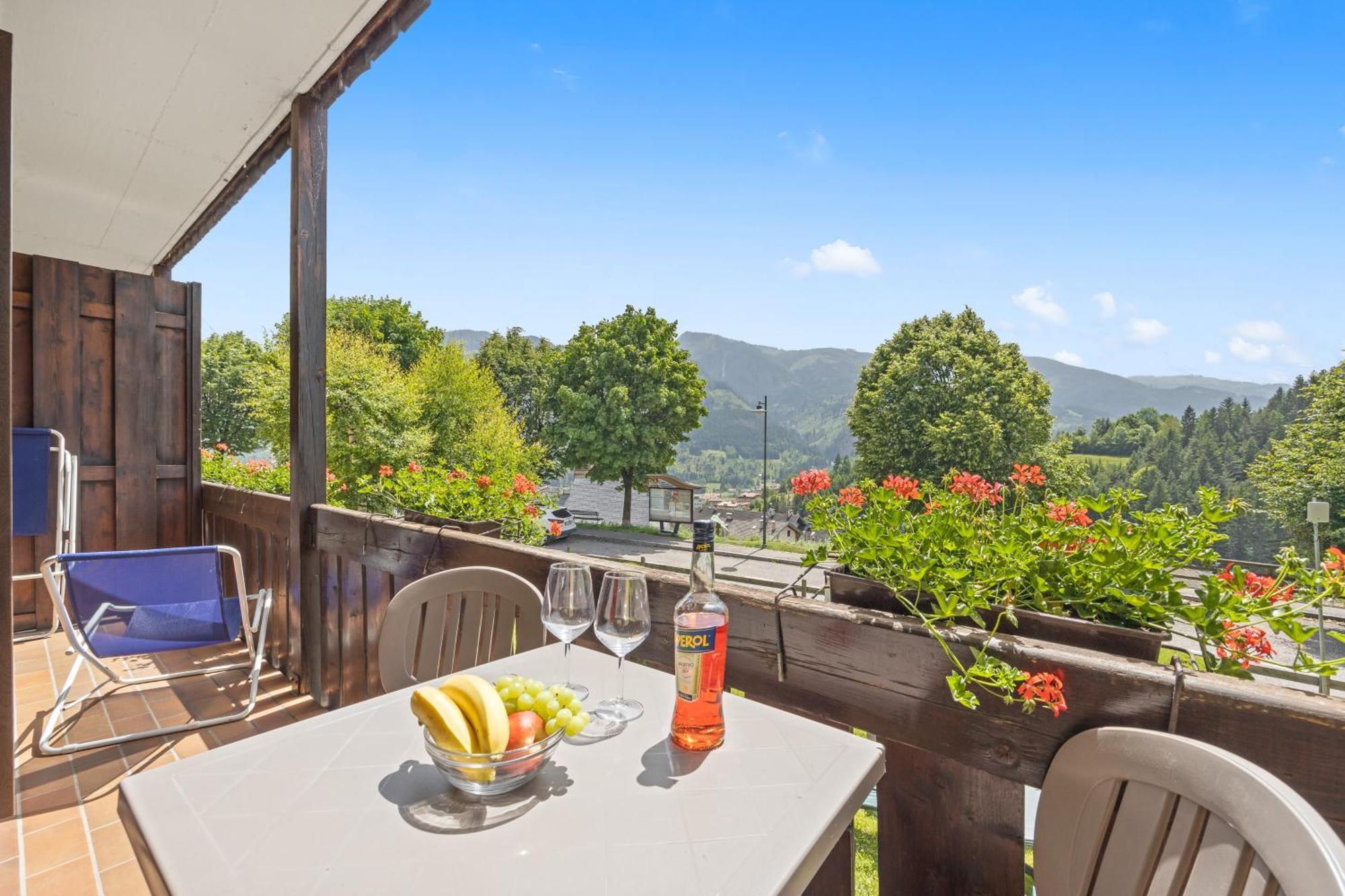 Two-Bedroom Apartment Mountain View