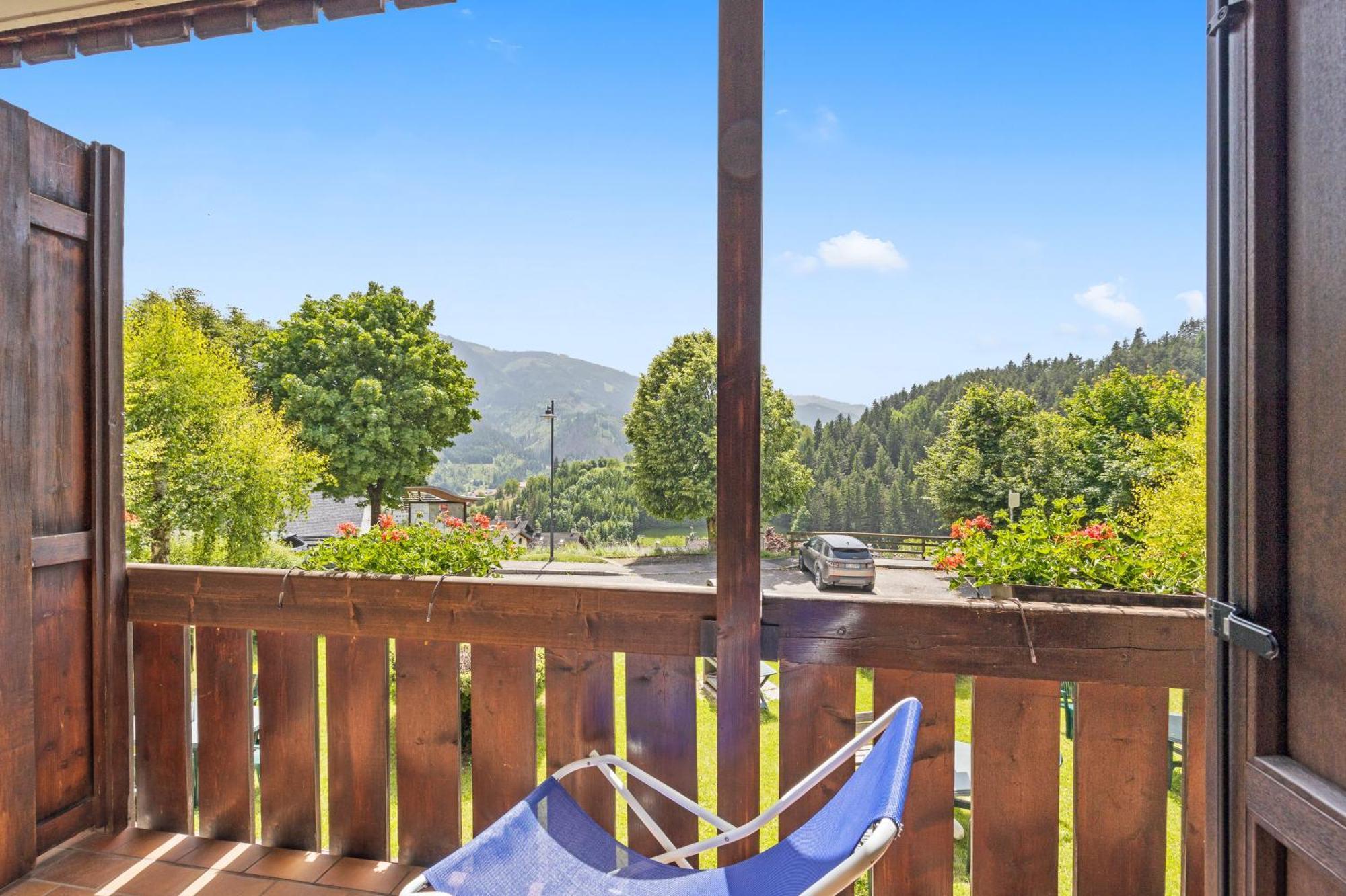 Two-Bedroom Apartment Mountain View