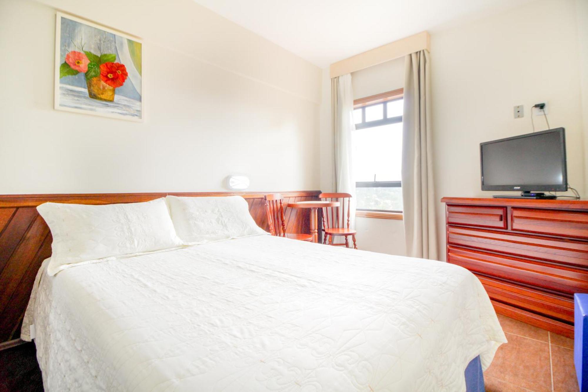 Quarto Standard,1597561229:JPEG