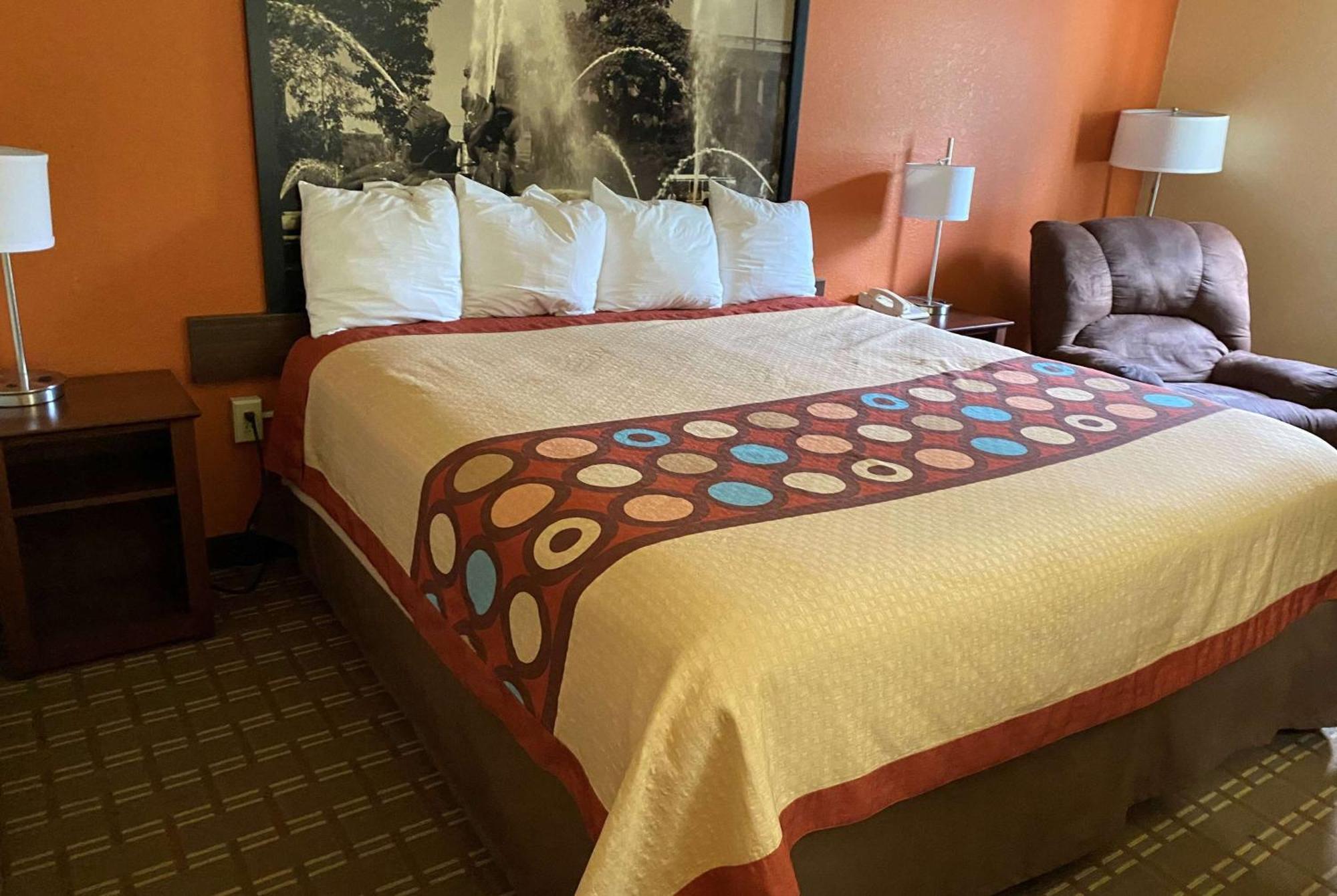 King Room Non-Smoking