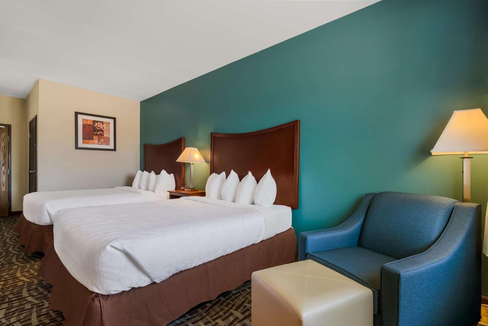 Queen Room with Two Queen Beds - Non-Smoking