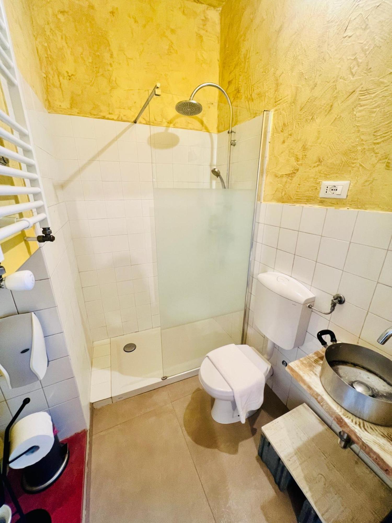 Camera Matrimoniale con Bagno Privato