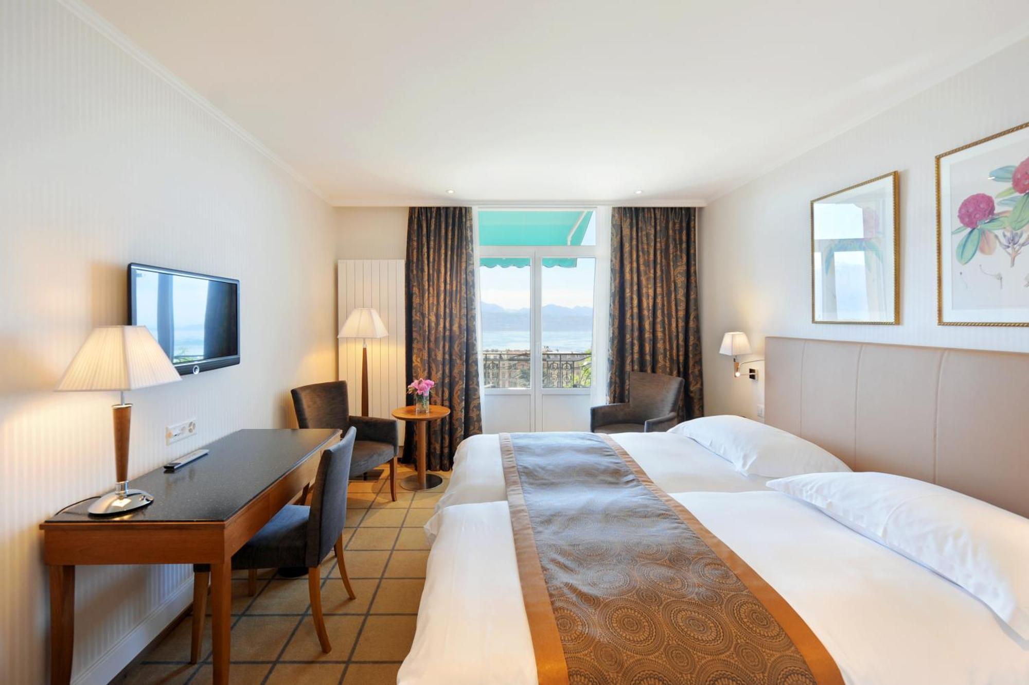 Double Room Lake View