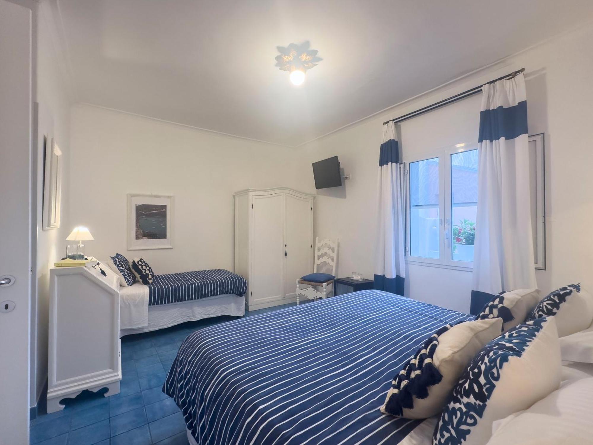 Classic Triple Room