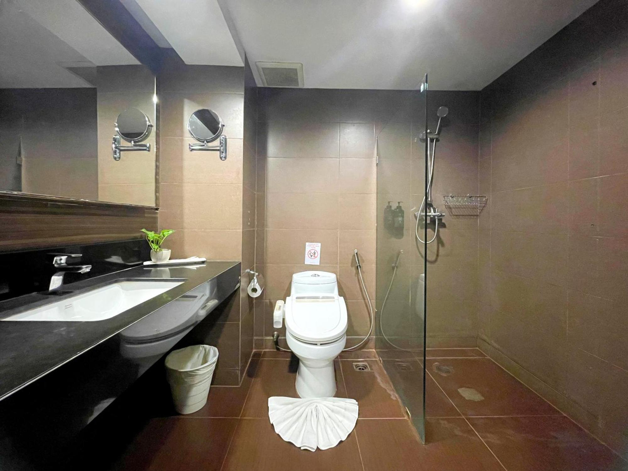 Deluxe Premium King Room