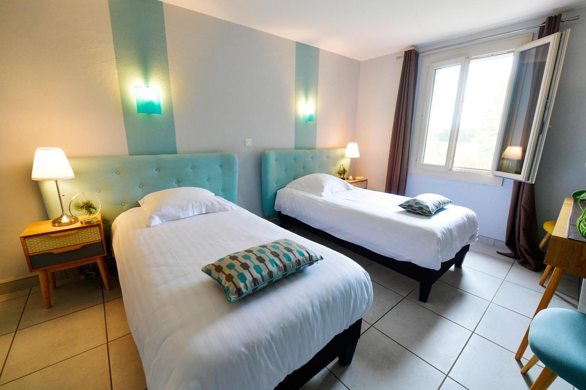 Superior Twin Room,1598889230:JPEG