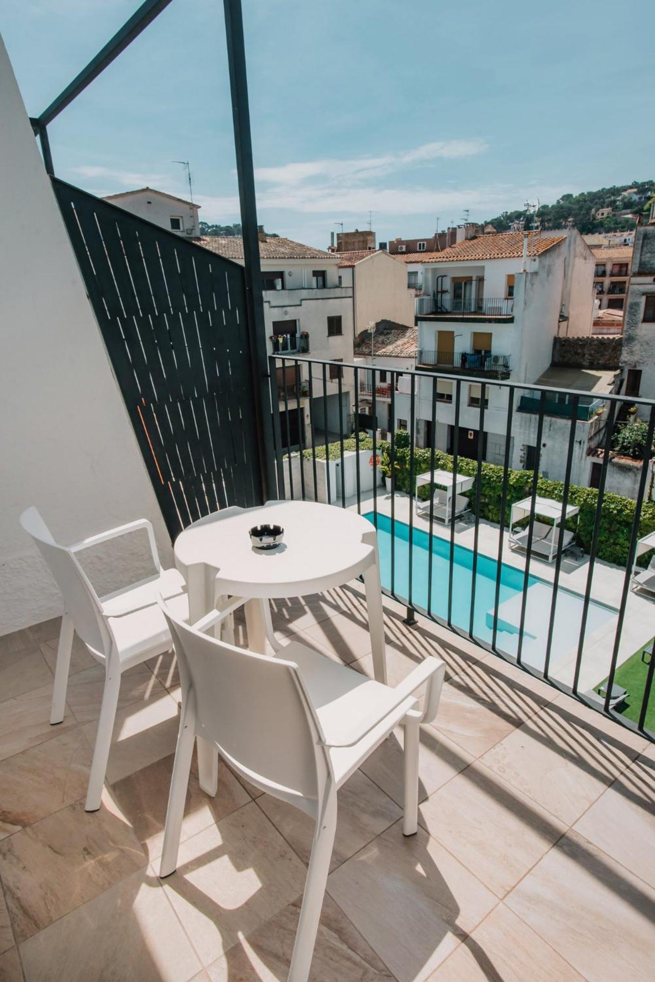 Superior Double or Twin Room Pool View