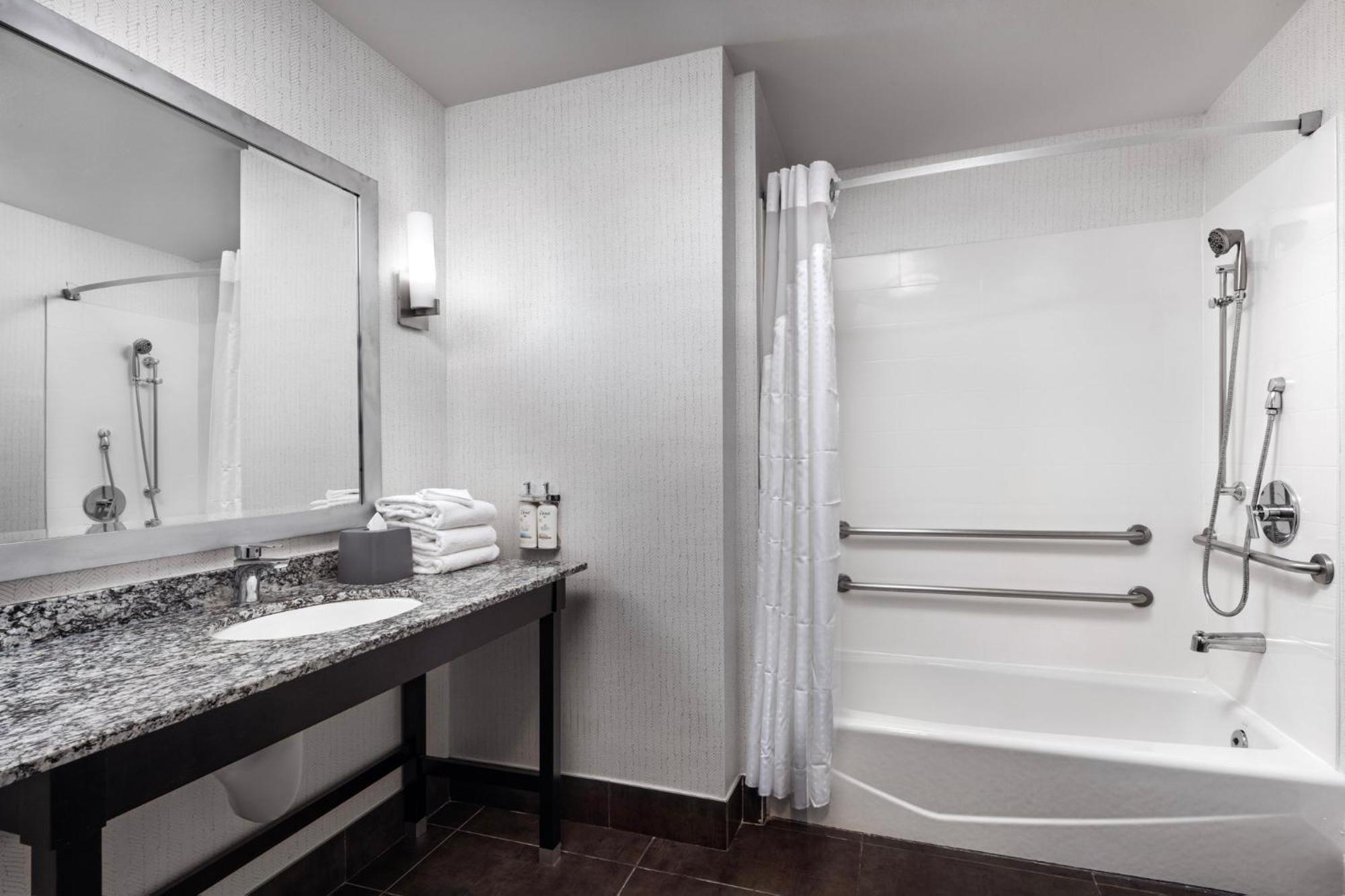 King Room Mobility Access or Hearing Accessible