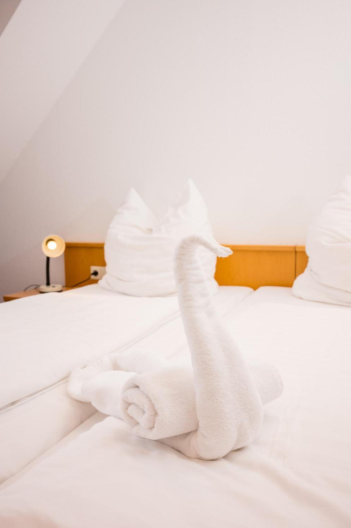 Standard Double Room,1598941195:JPEG