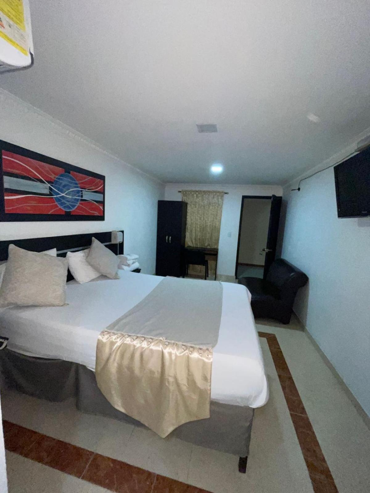 Double Room Private Bathroom