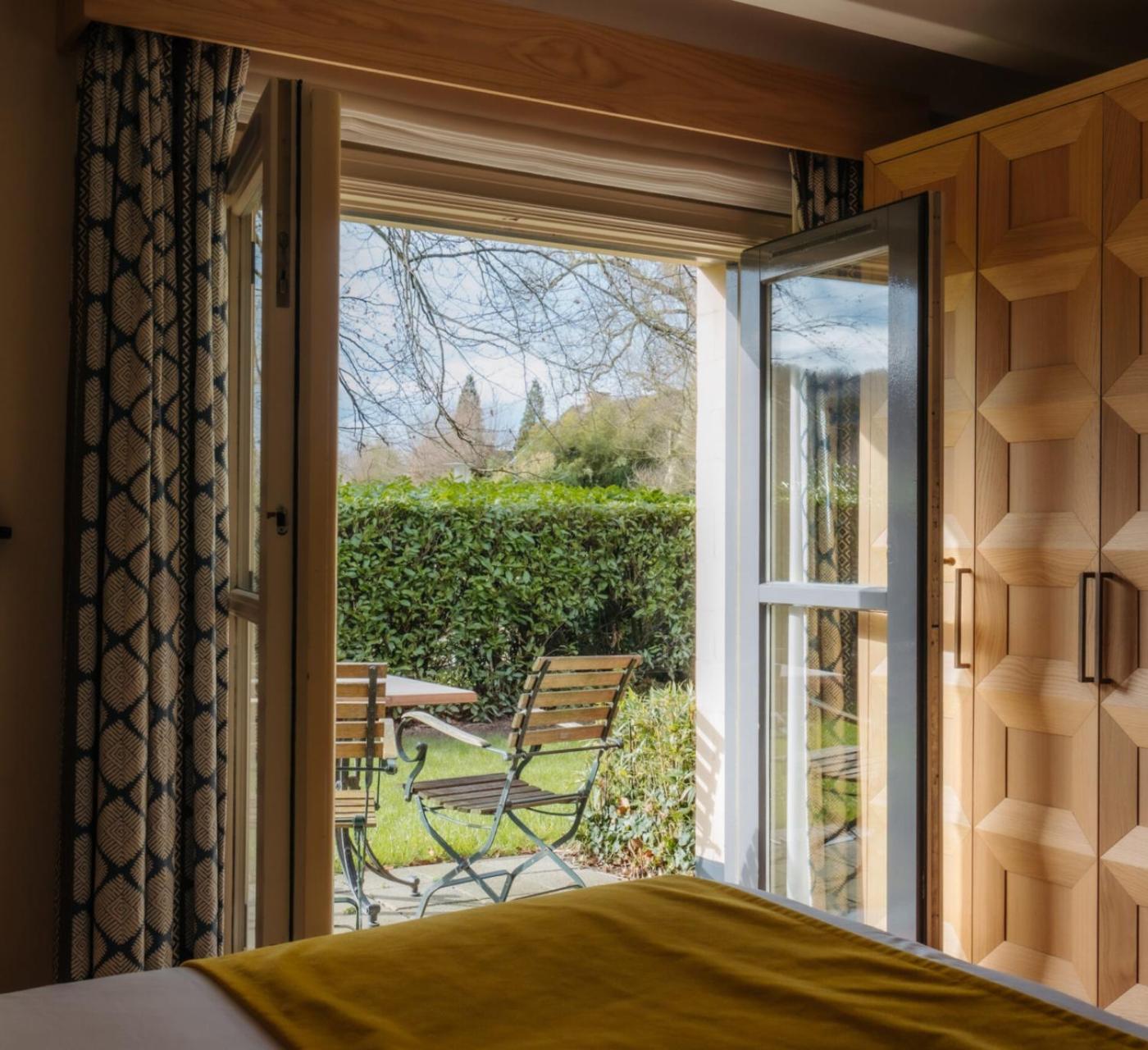 Deluxe Terrace Room