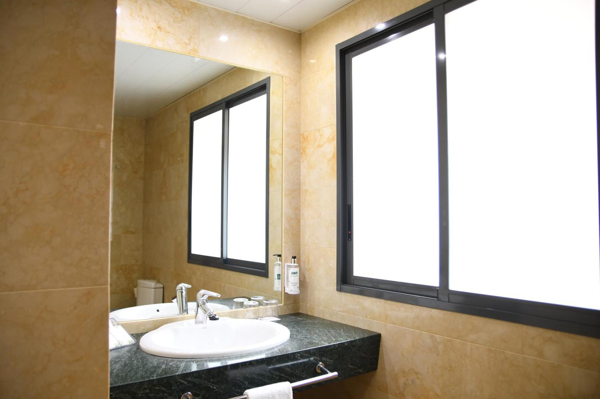 Double or Twin Room Balcony