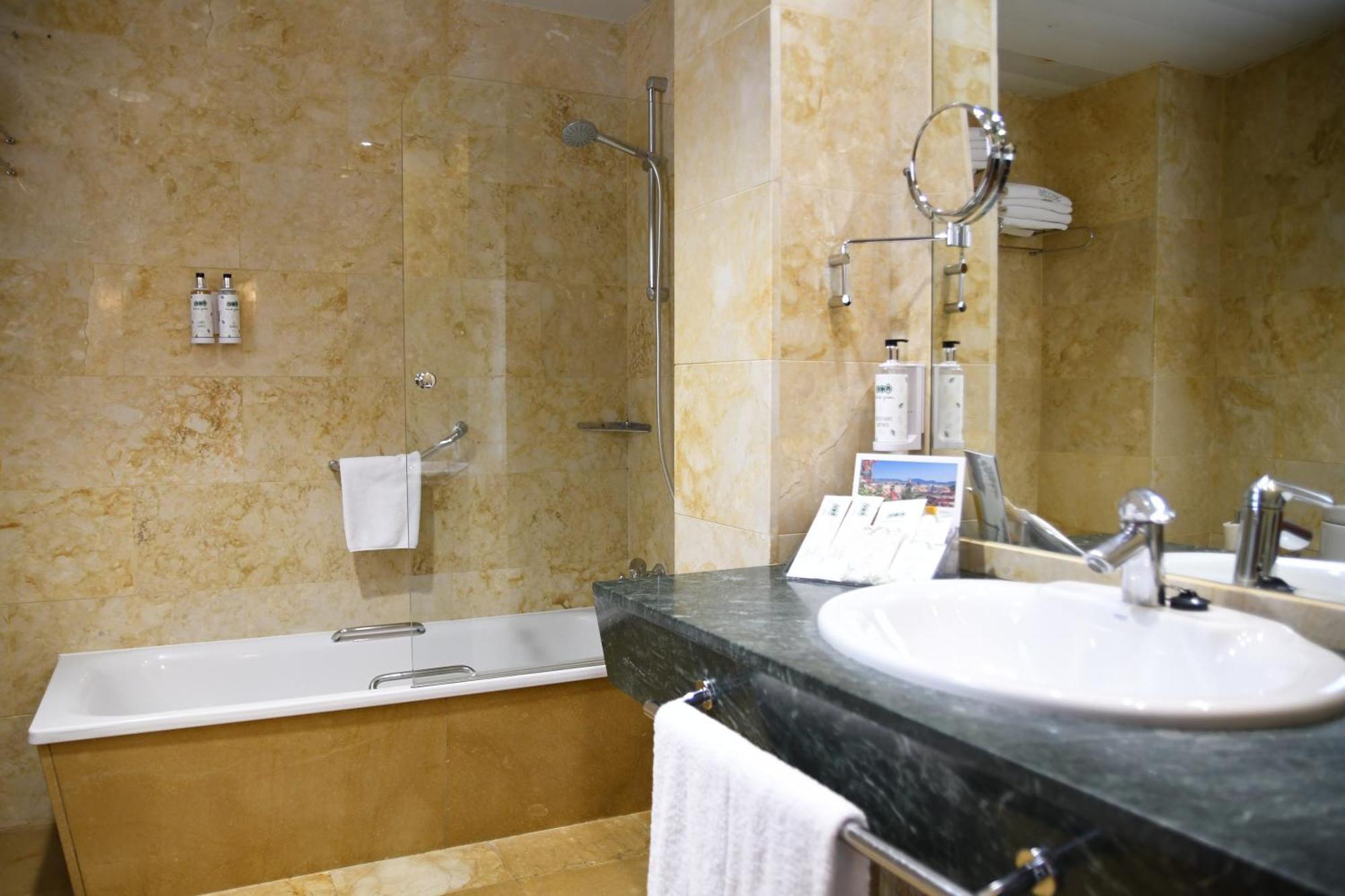 Double Room 1