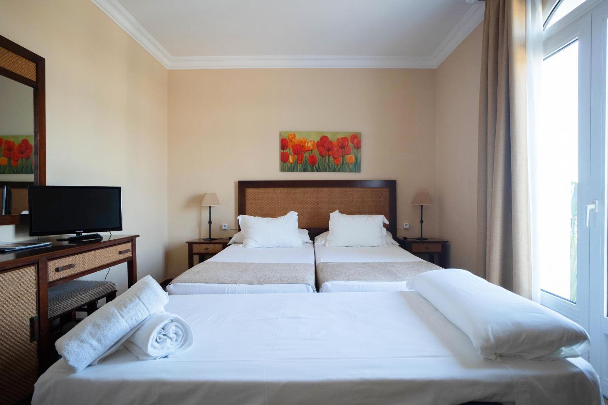 Twin Room Extra Bed