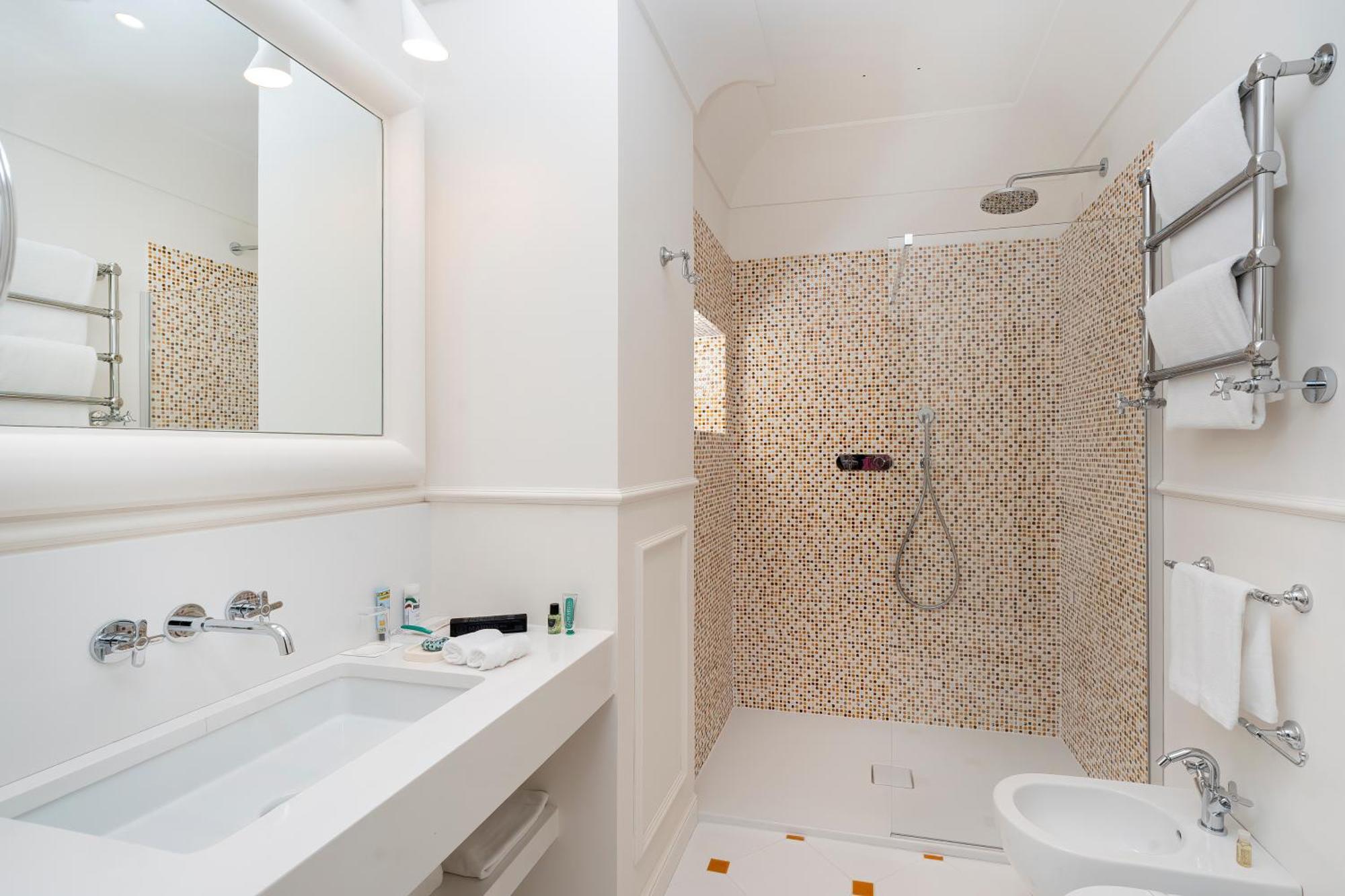 Superior Double Room with Sea View,1697797330:JPEG