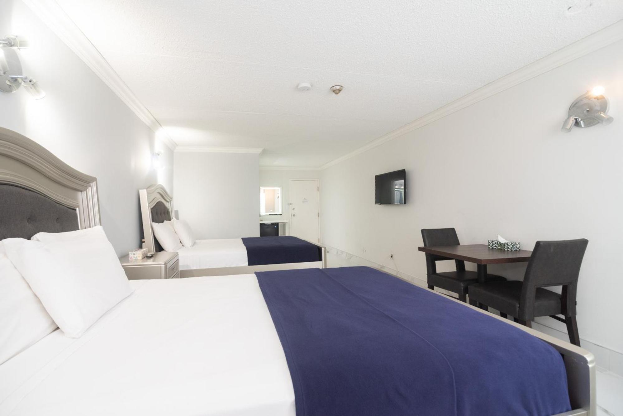 Executive Room 2 Queen Beds