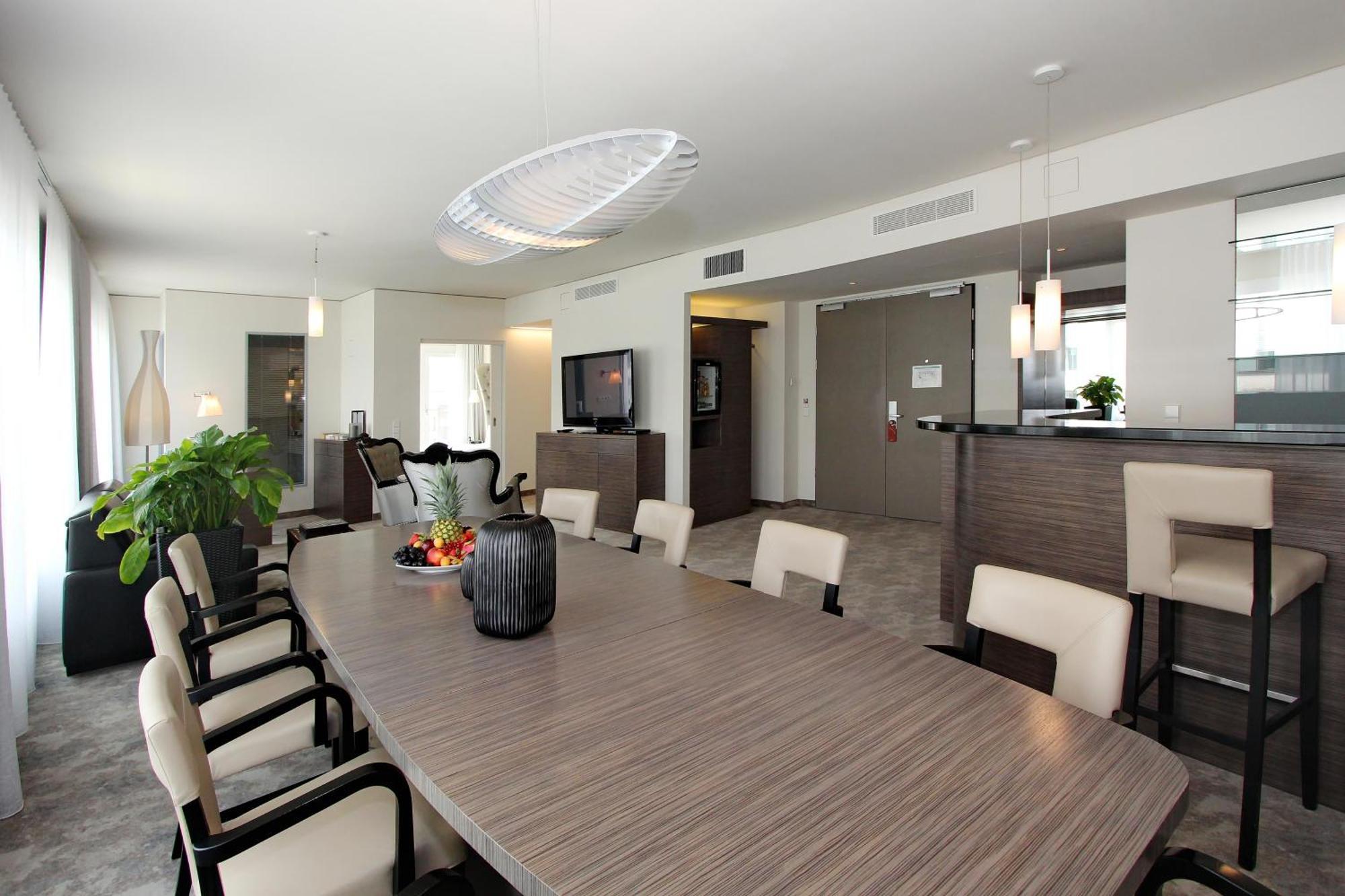 Presidential Suite