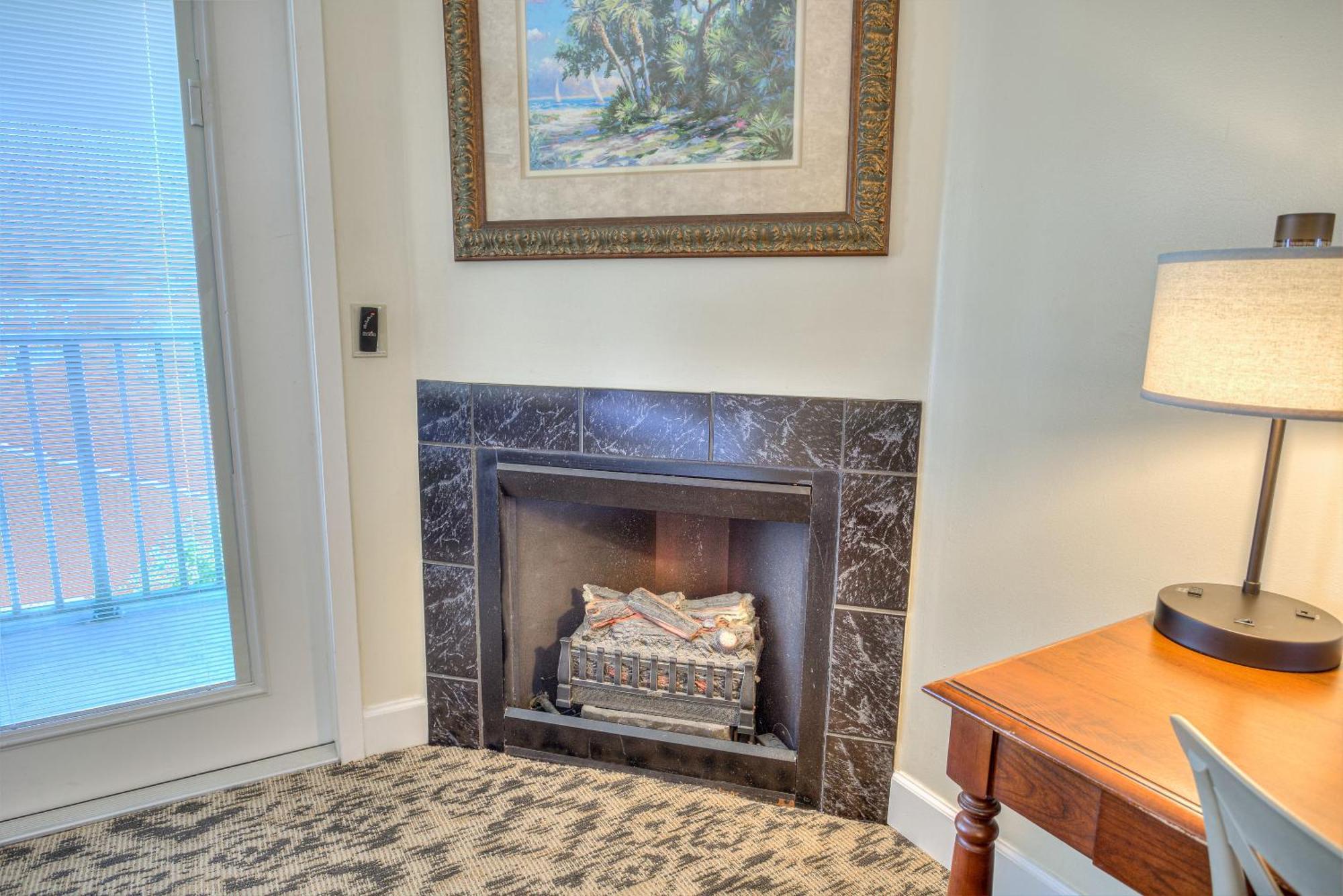 Two Story Townhouse Style King Suite Jacuzzi
