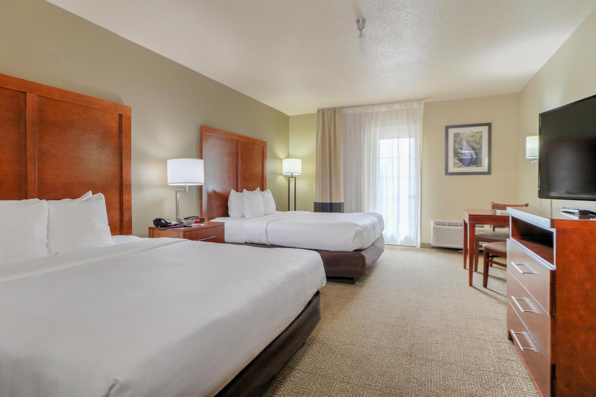 Standard Queen Room with Two Queen Beds - Non-Smoking