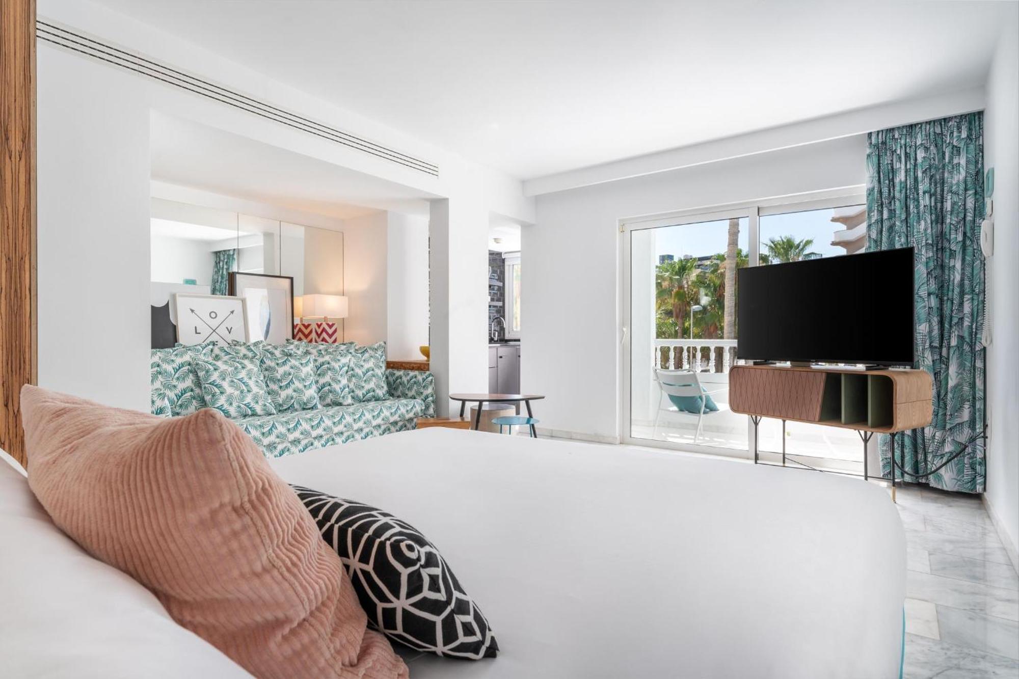 Junior Suite Balcony