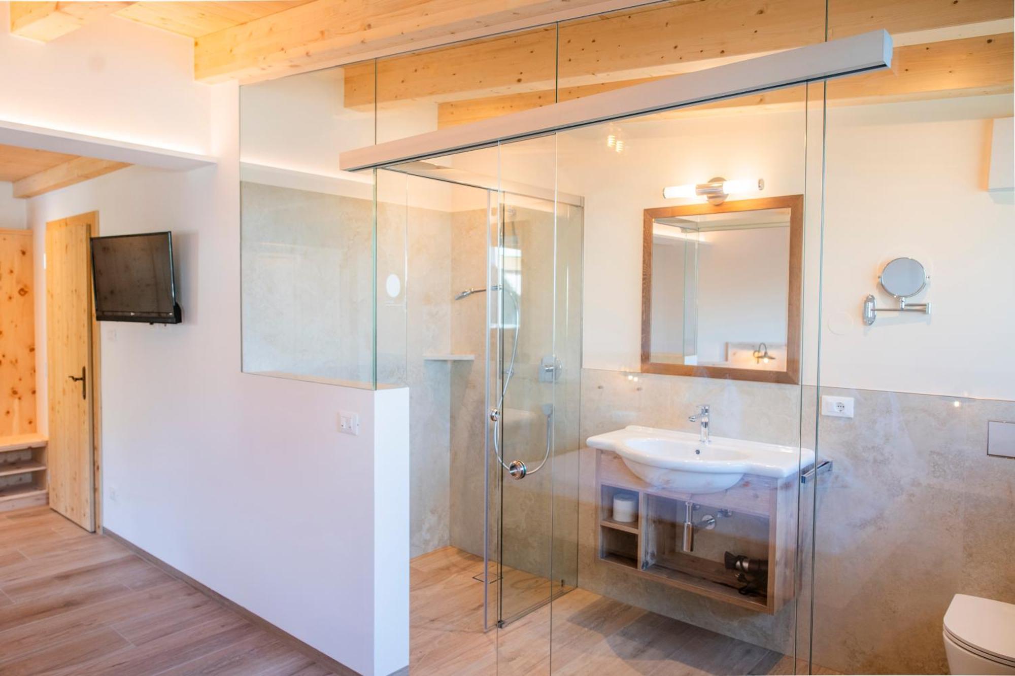 Double Room Mountain View