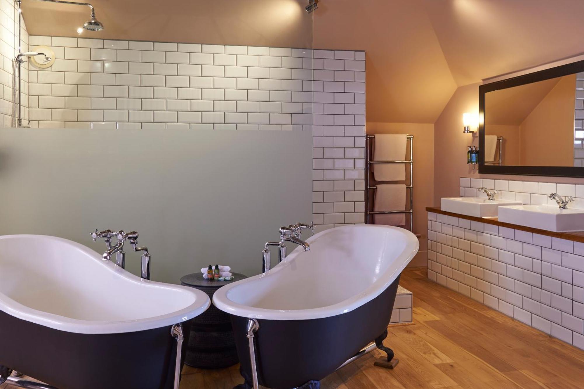 Signature Suite