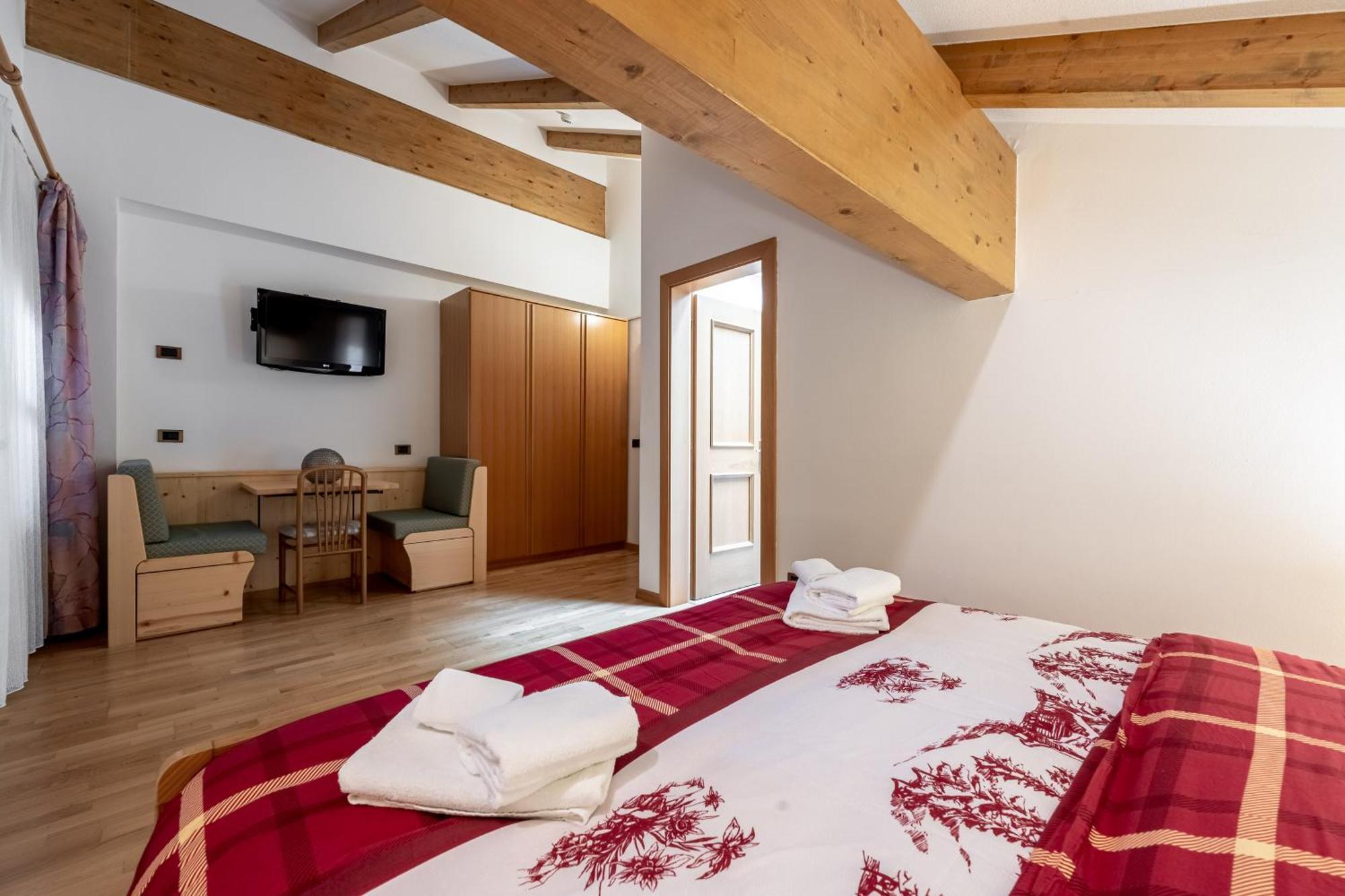 Classic Triple Room