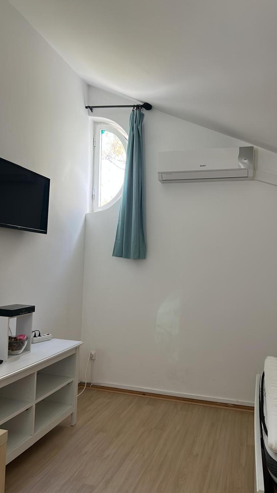 Apartment Split Level