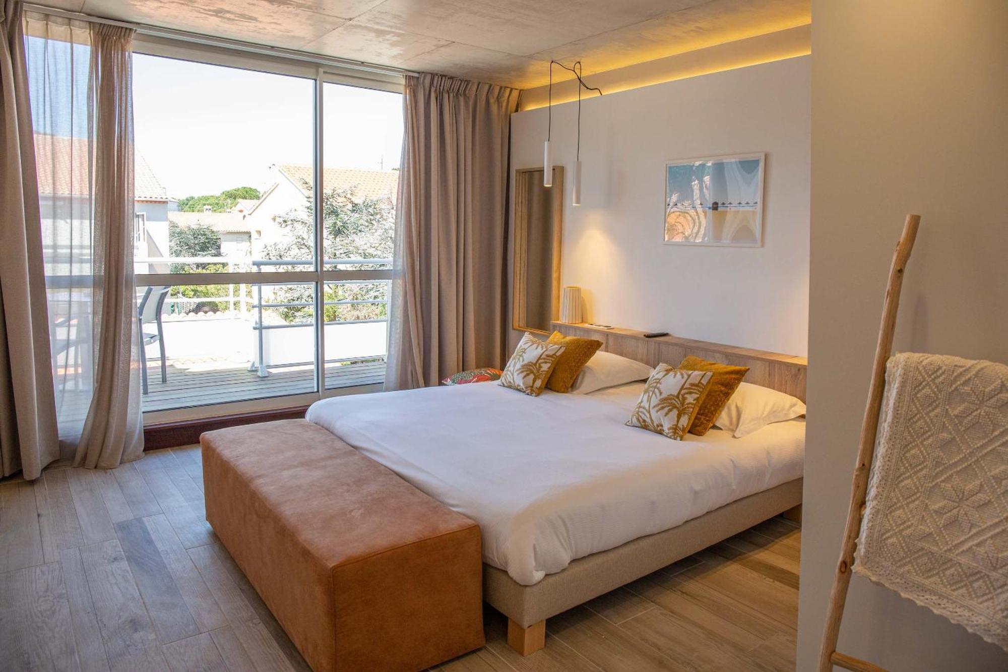 Room Collection the new villa without sea view