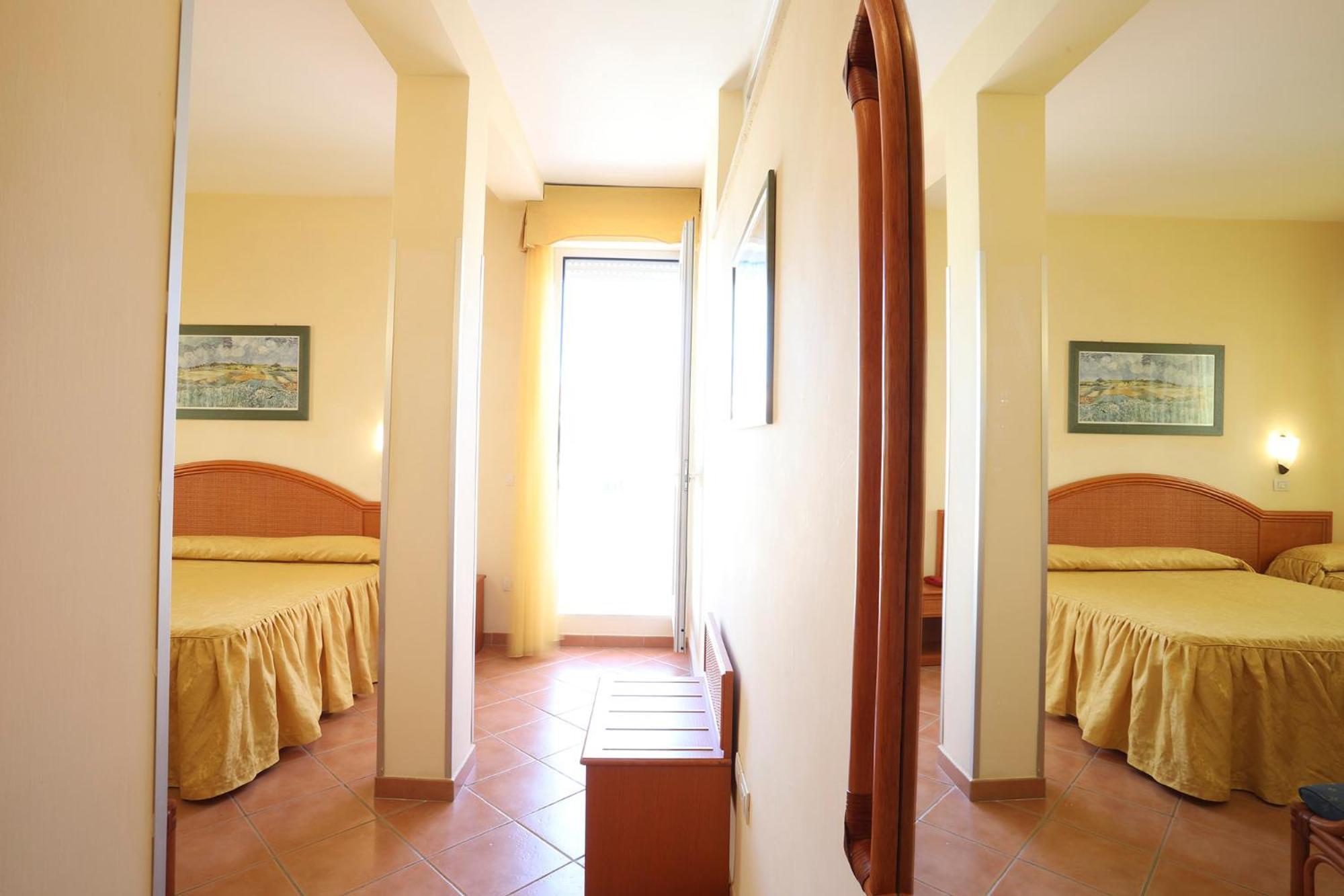 Triple Room Balcony