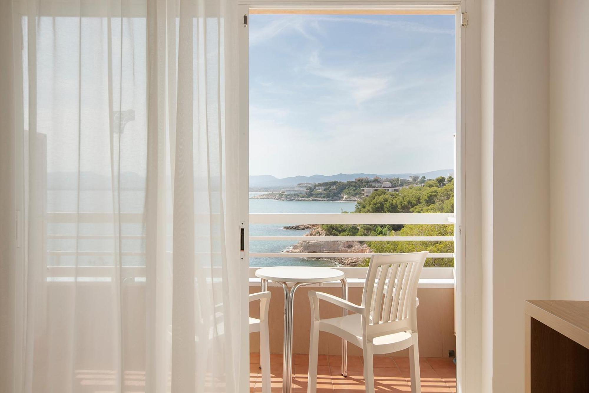 Twin Room Sea View
