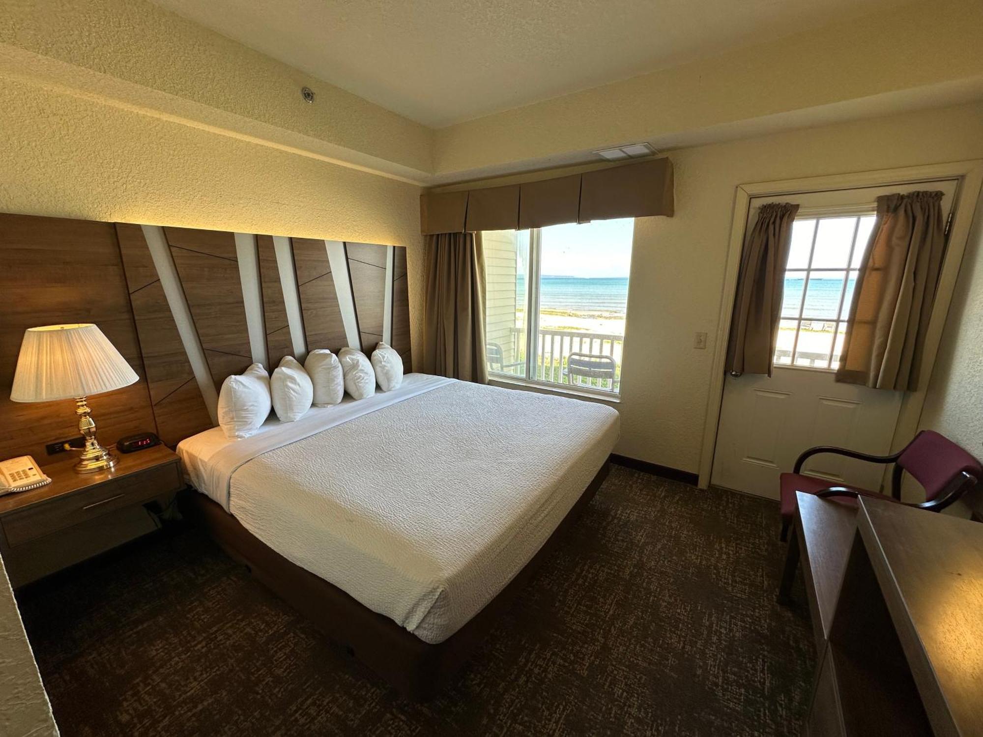 King or Queen Room