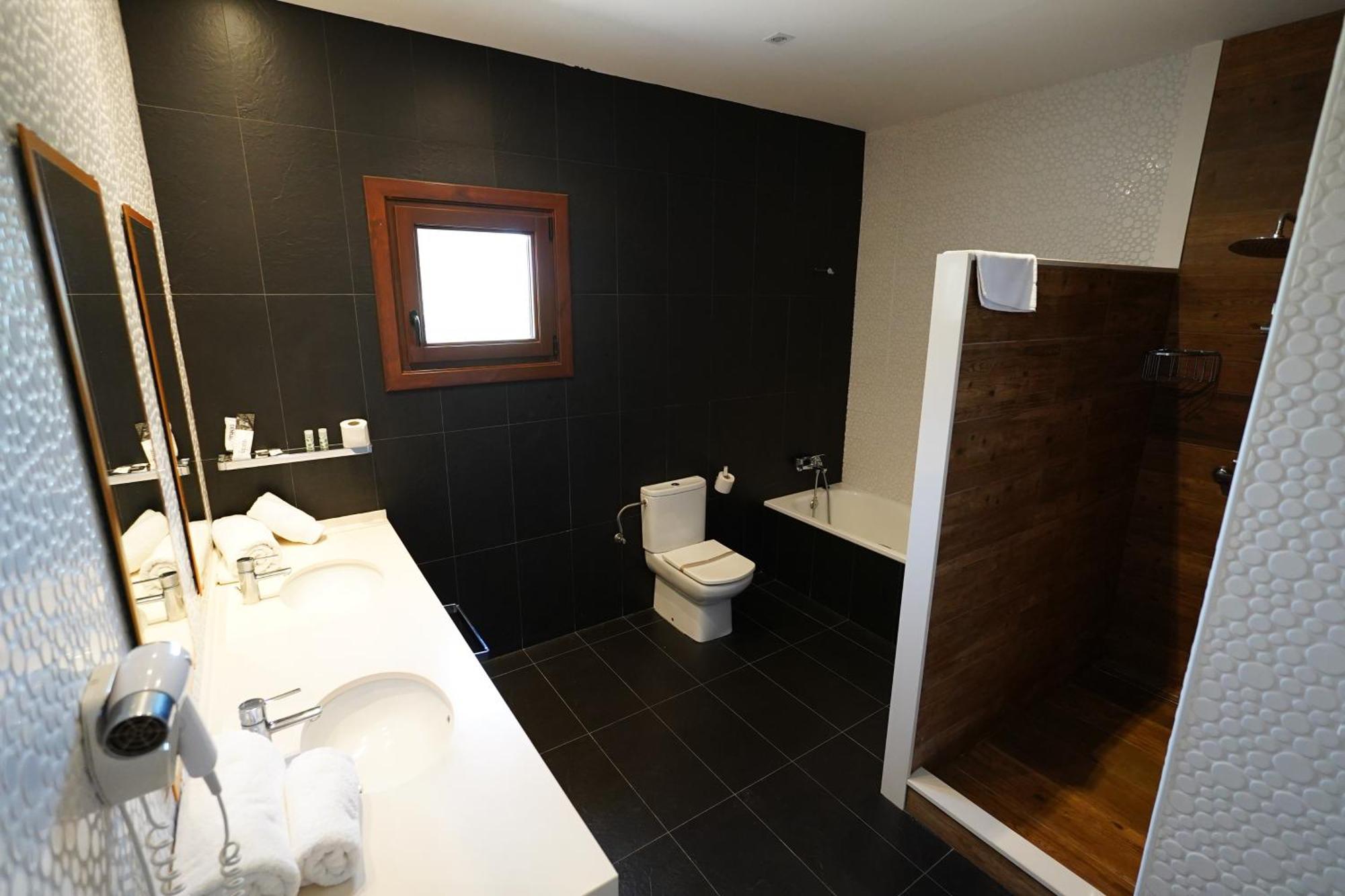 Suite Terrace,1600570266:JPEG