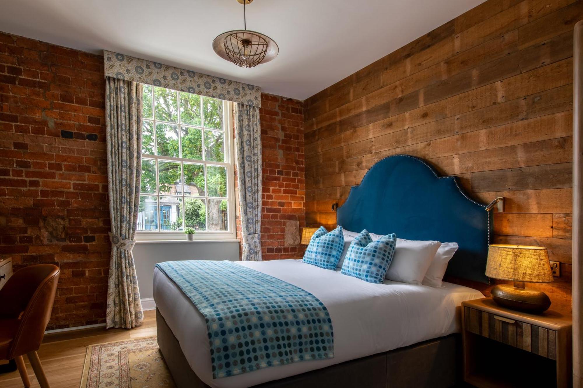 Double Room,1600580220:JPEG