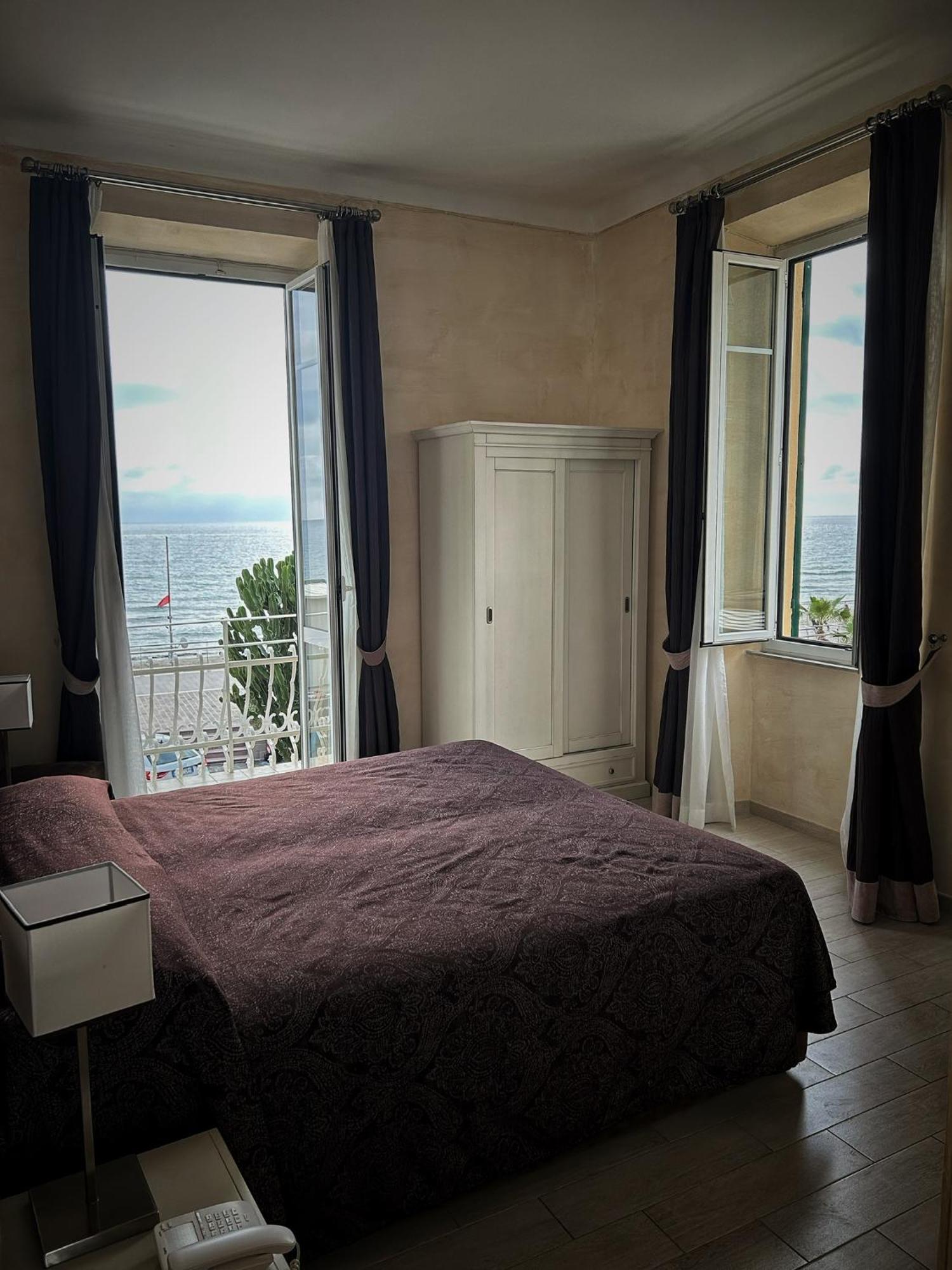 Double Room Sea View Balcony