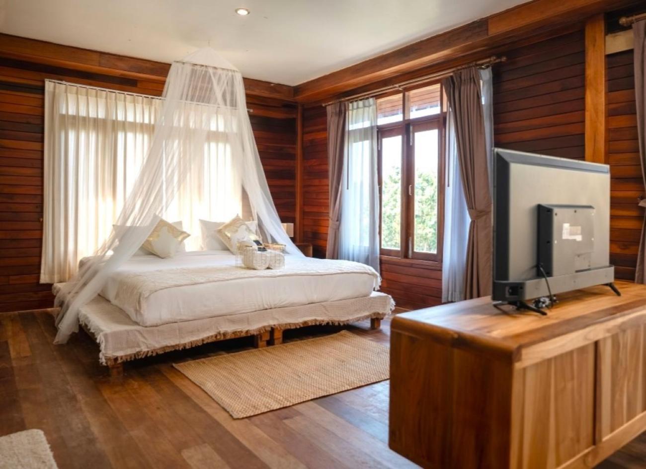 Wooden Chalet