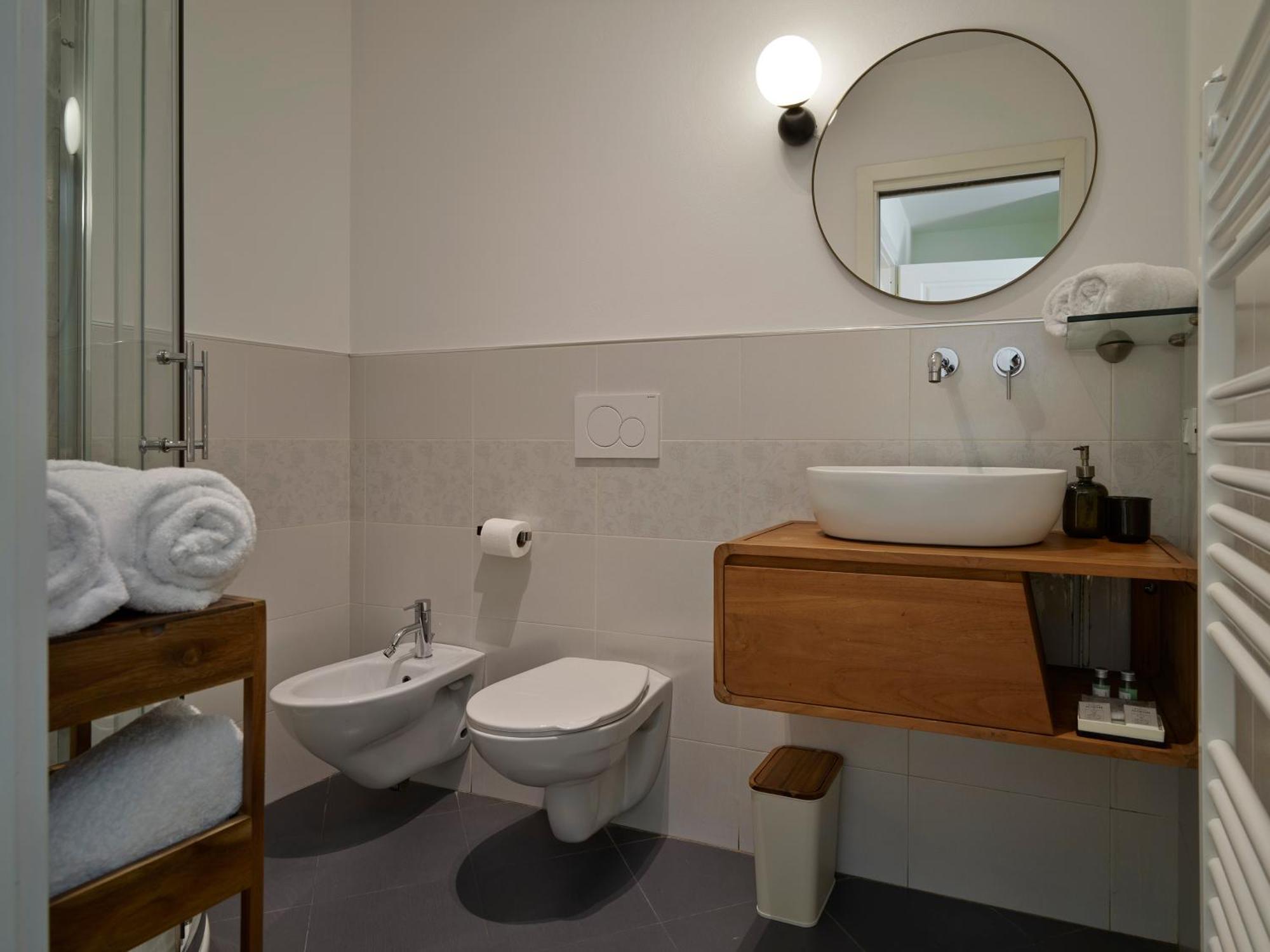 Triple Room,1601685760:JPEG