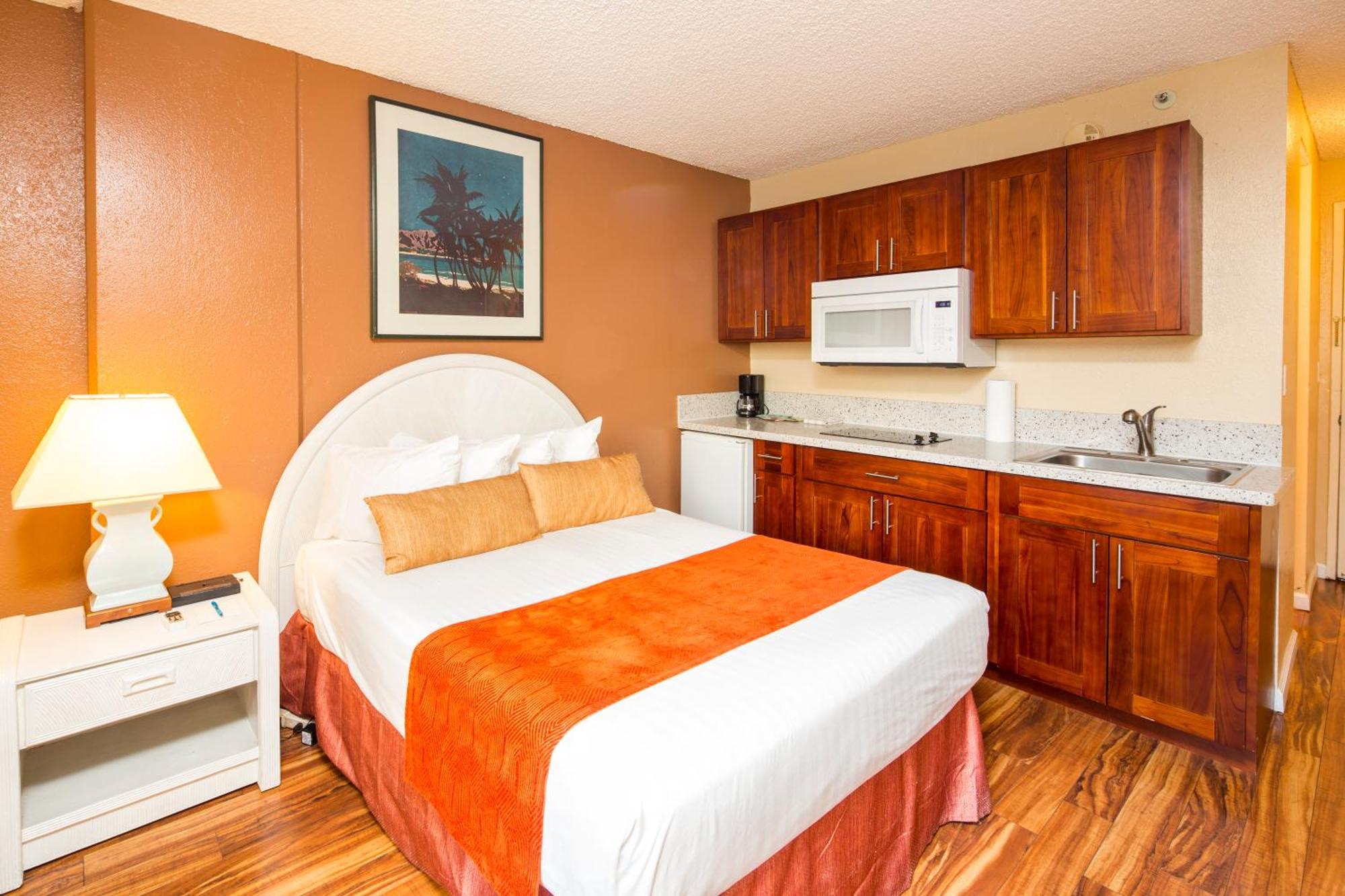 City View Studio Kitchenette