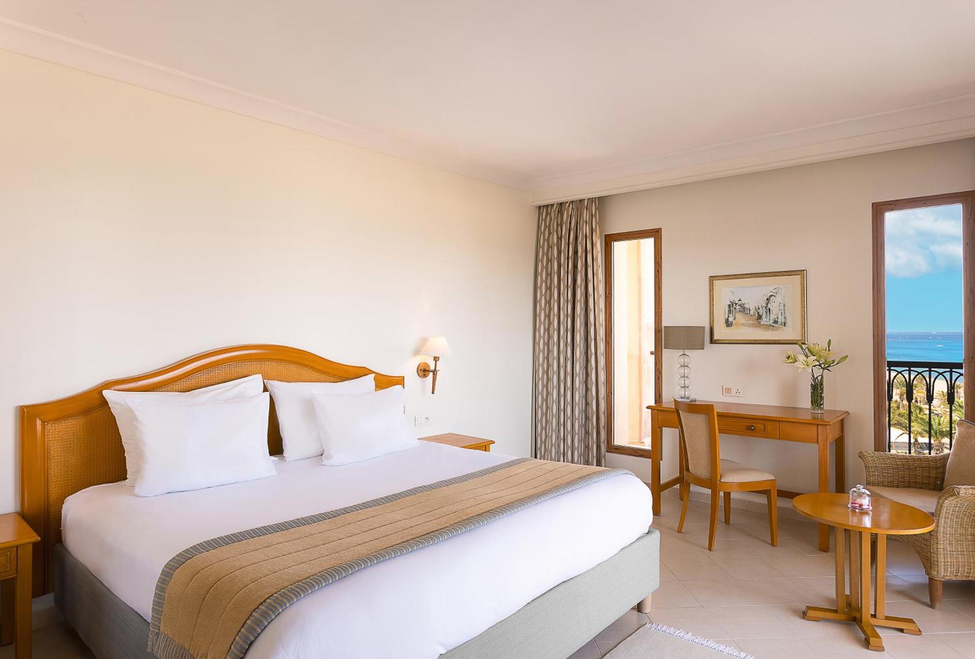 Classic Twin Room Partial Sea View
