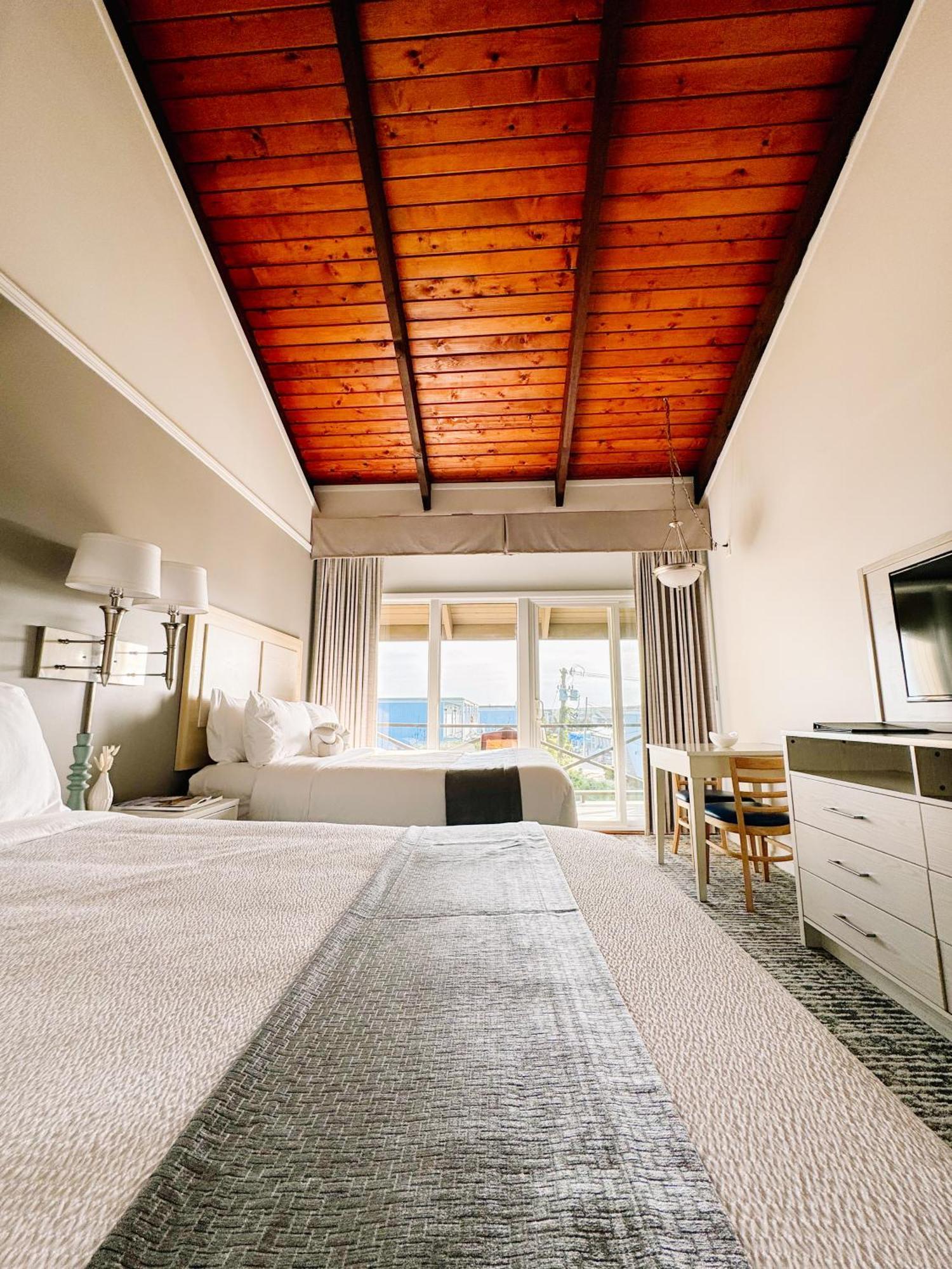 Queen Room Two Queen Beds Ocean View