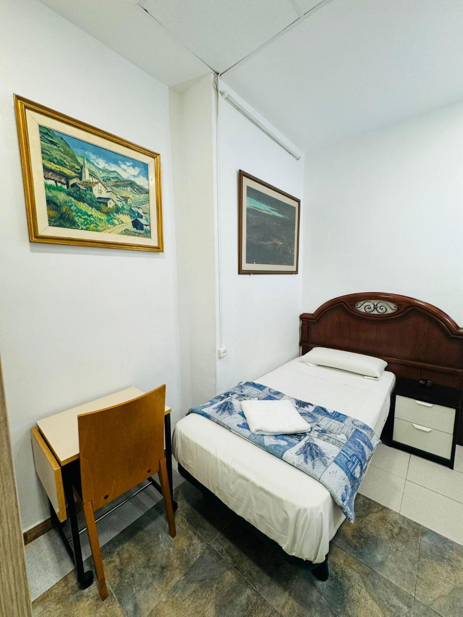 Large Single Room