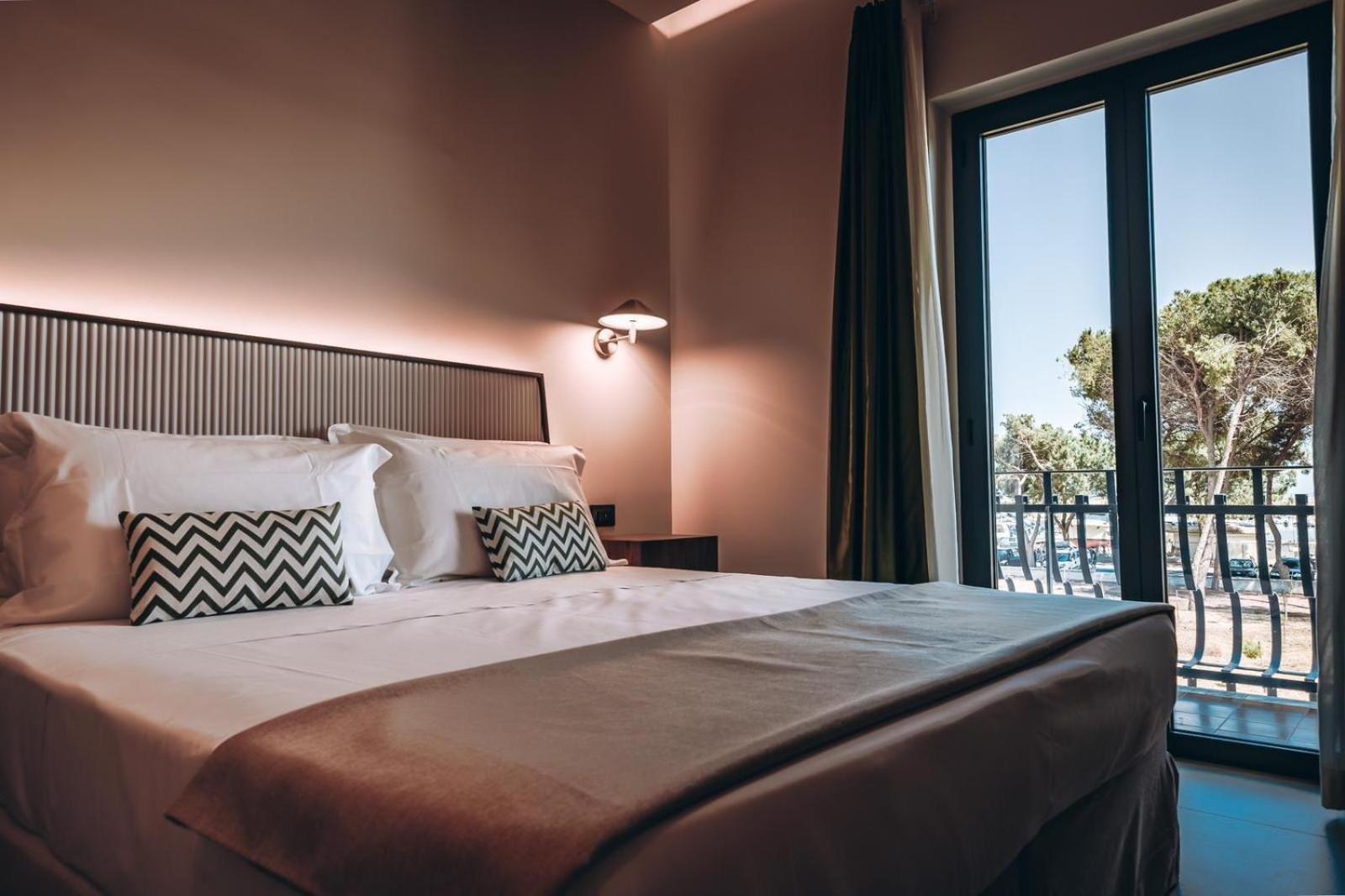 Double Room French Balcony