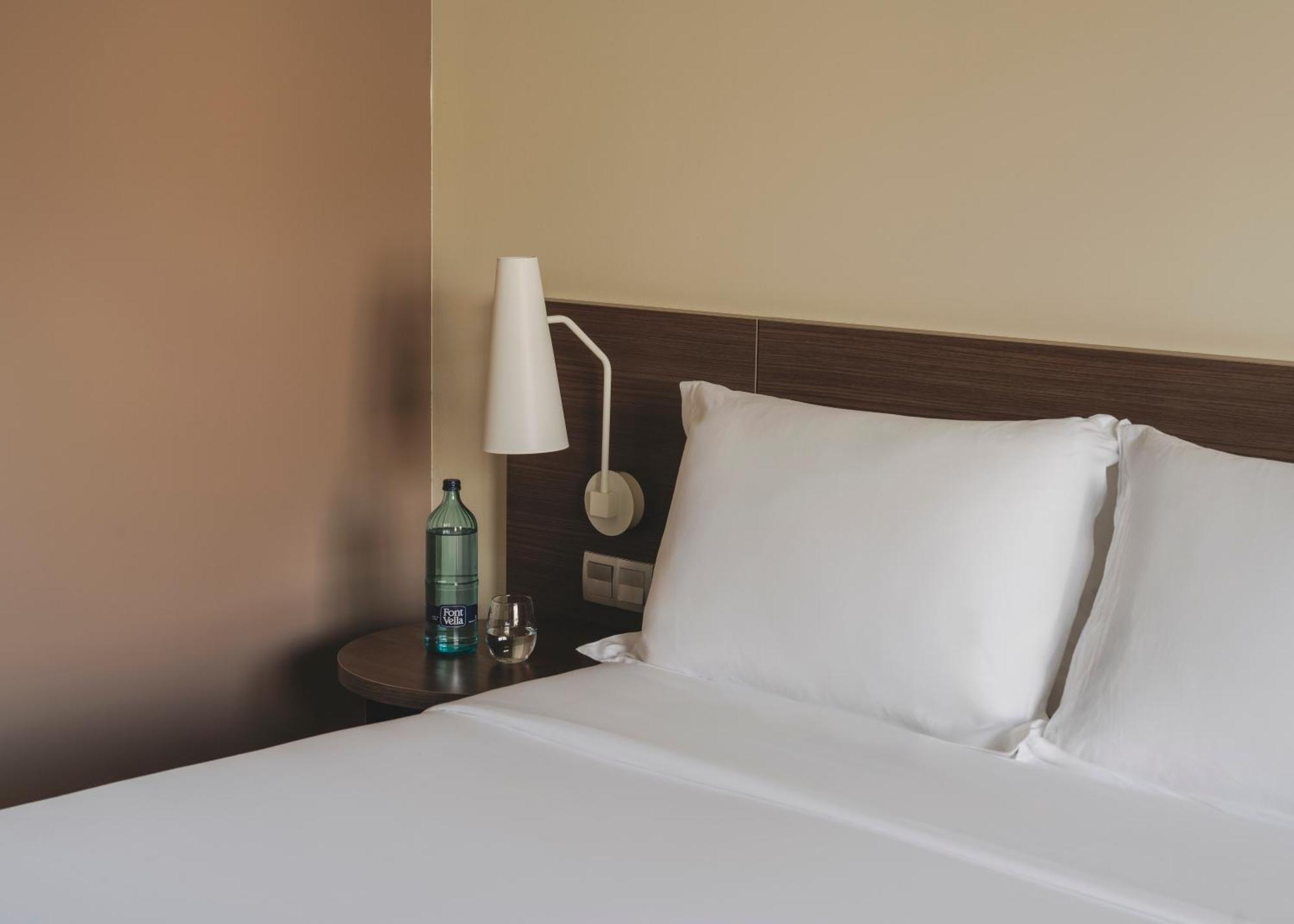 Double or Twin Room,1602953601:JPEG