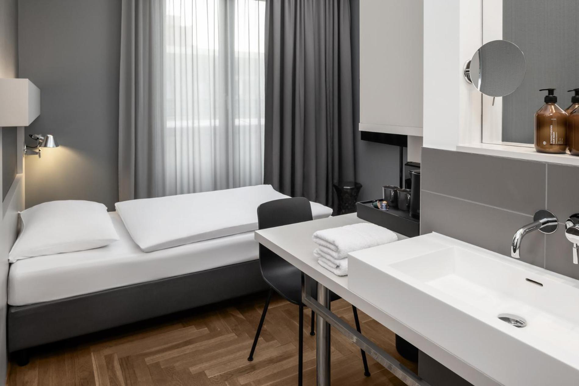 Economy Single Room