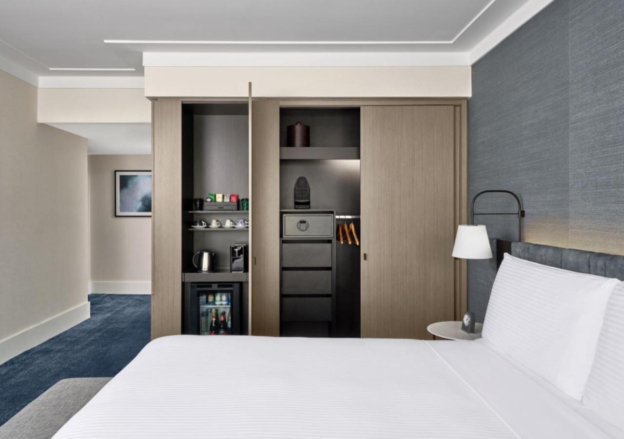 Classic King Room Accessible