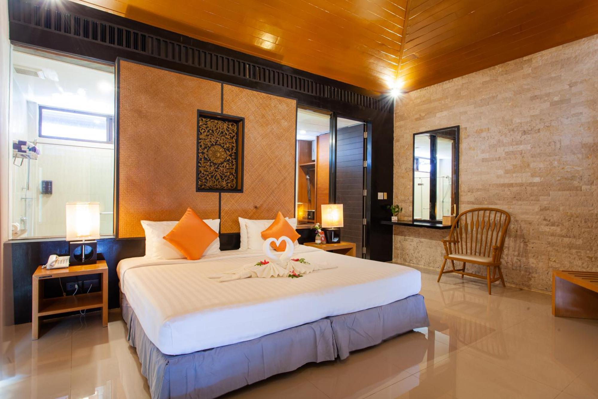 Pavillion Deluxe Double Room Beachfront