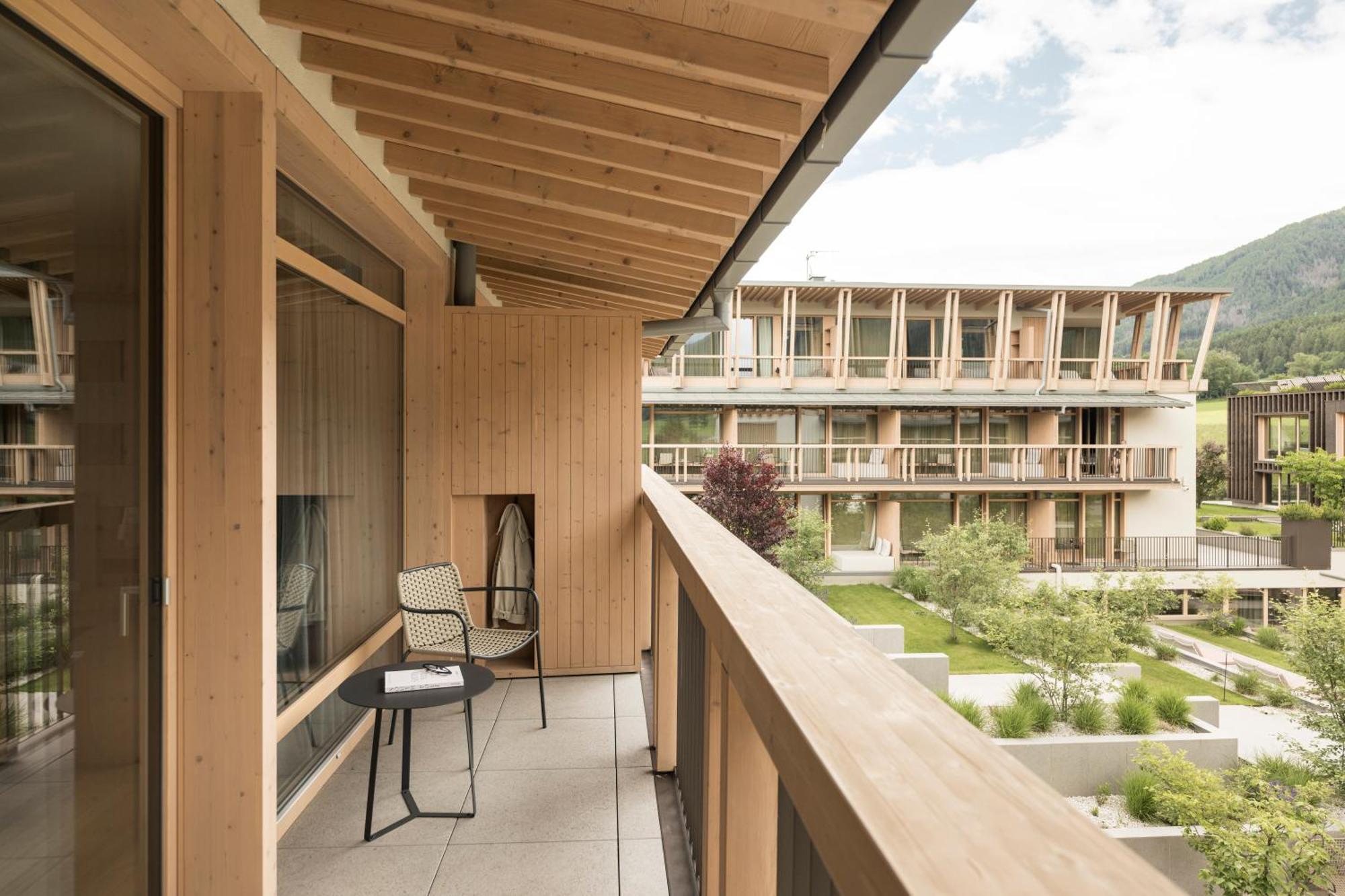 Grand Deluxe Double Room Balcony