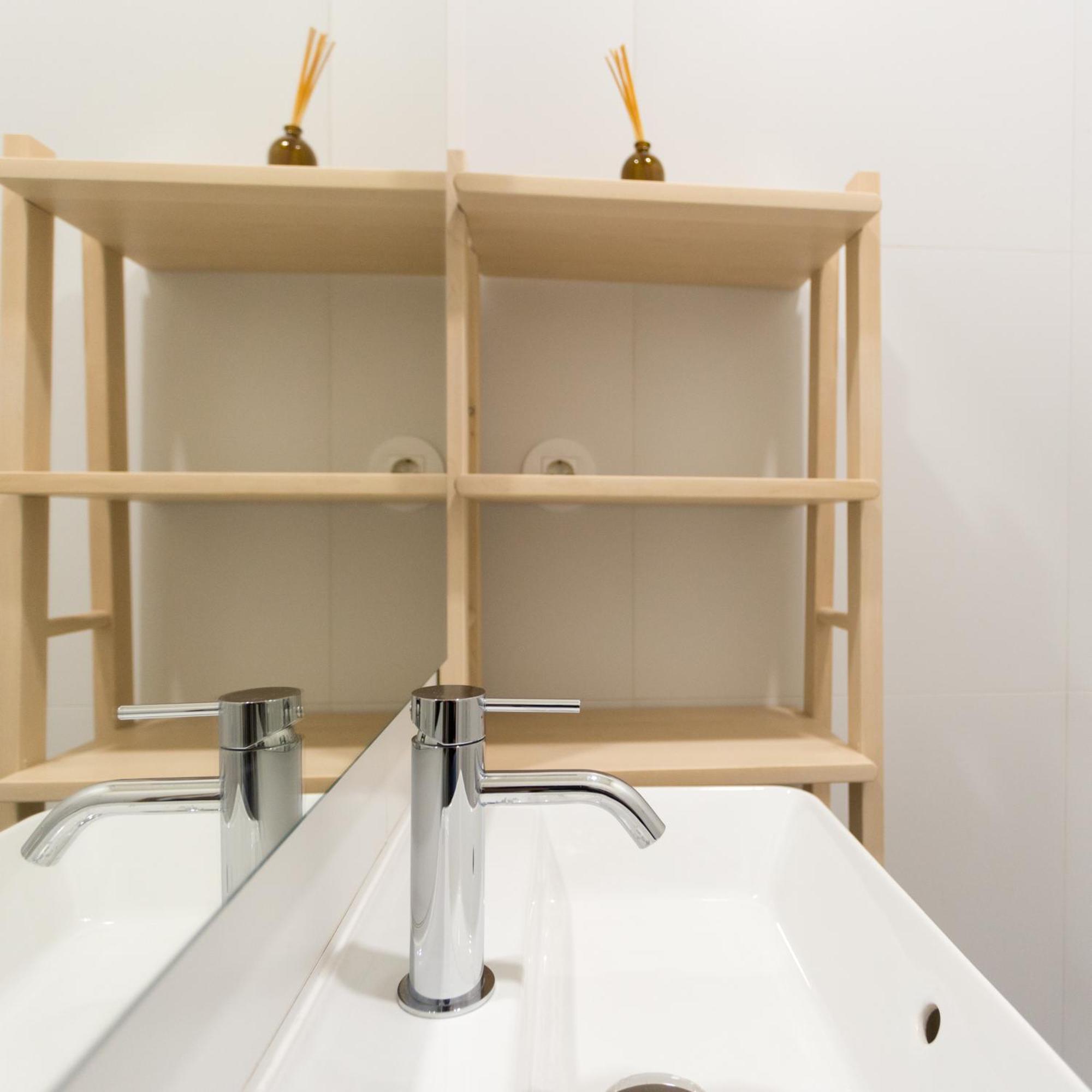 Double Room Private External Bathroom