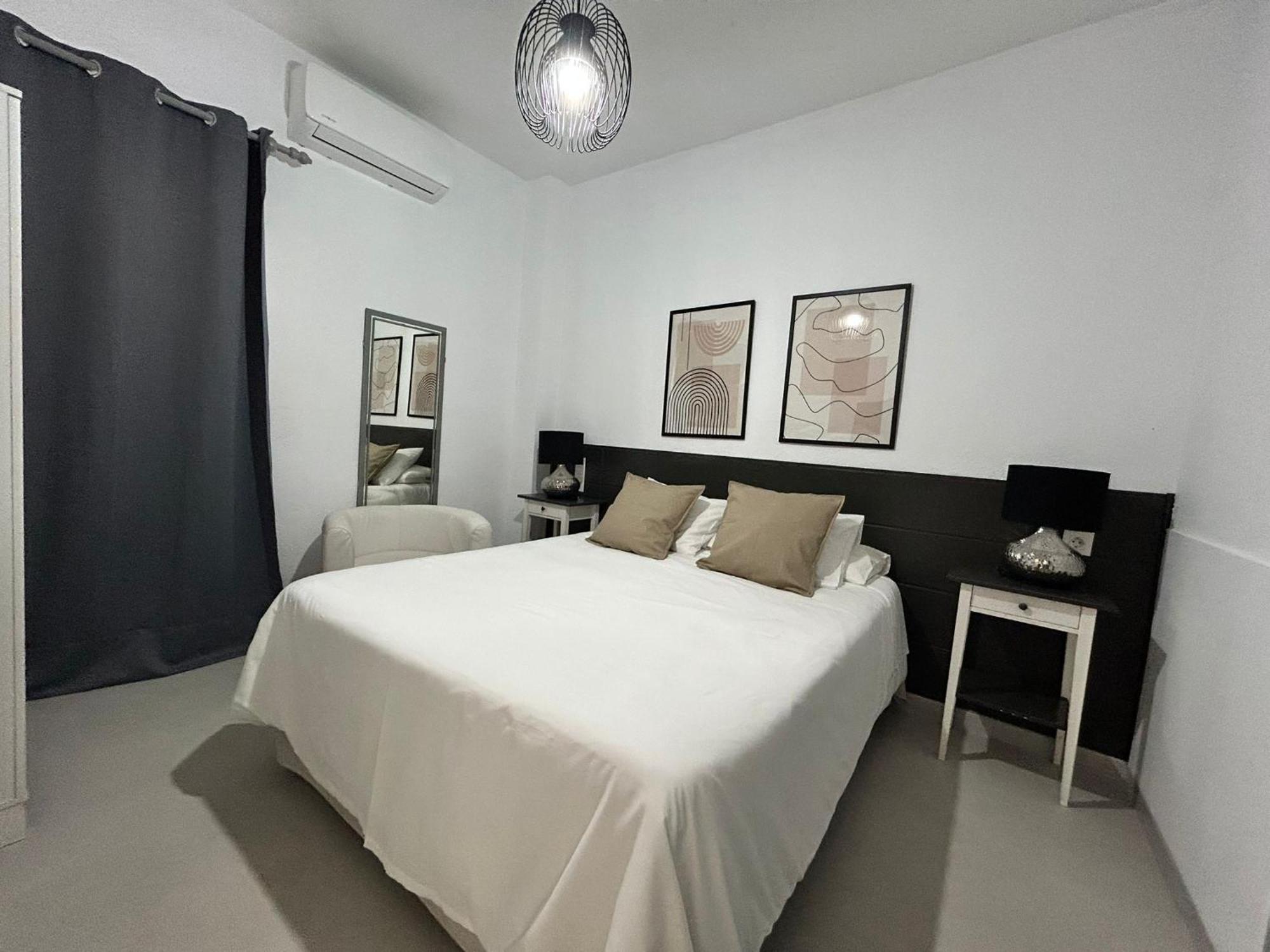 Double or Twin Interior Room