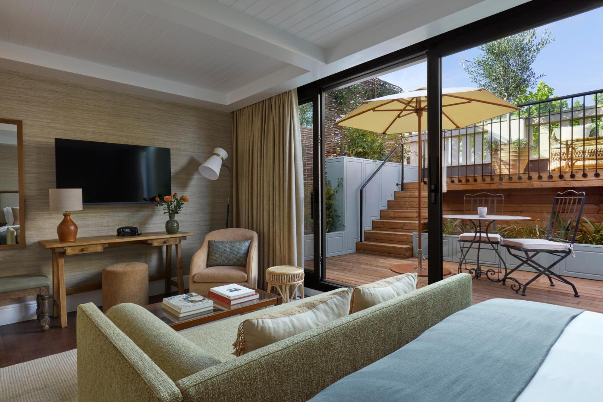 The Junior Terrace Suite